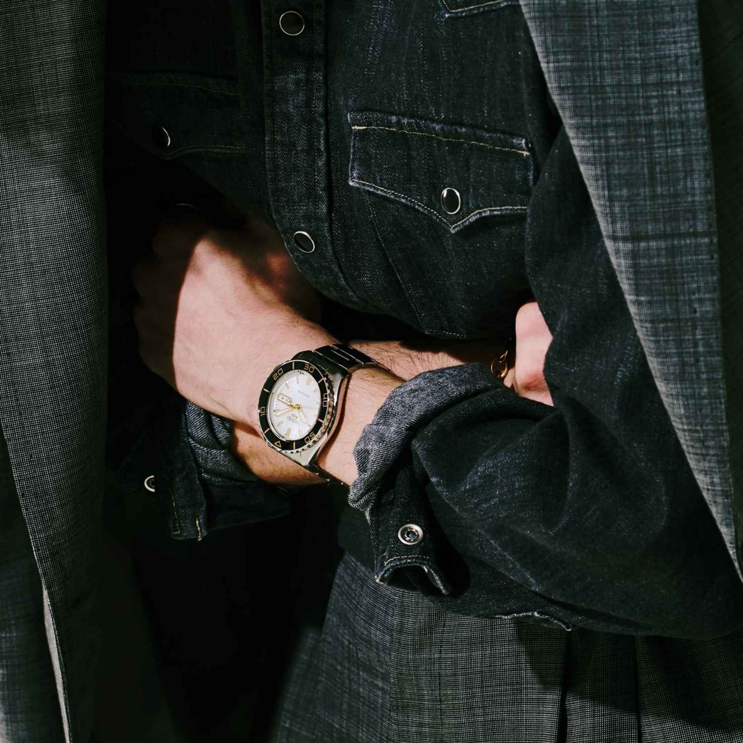 DETAIL258655