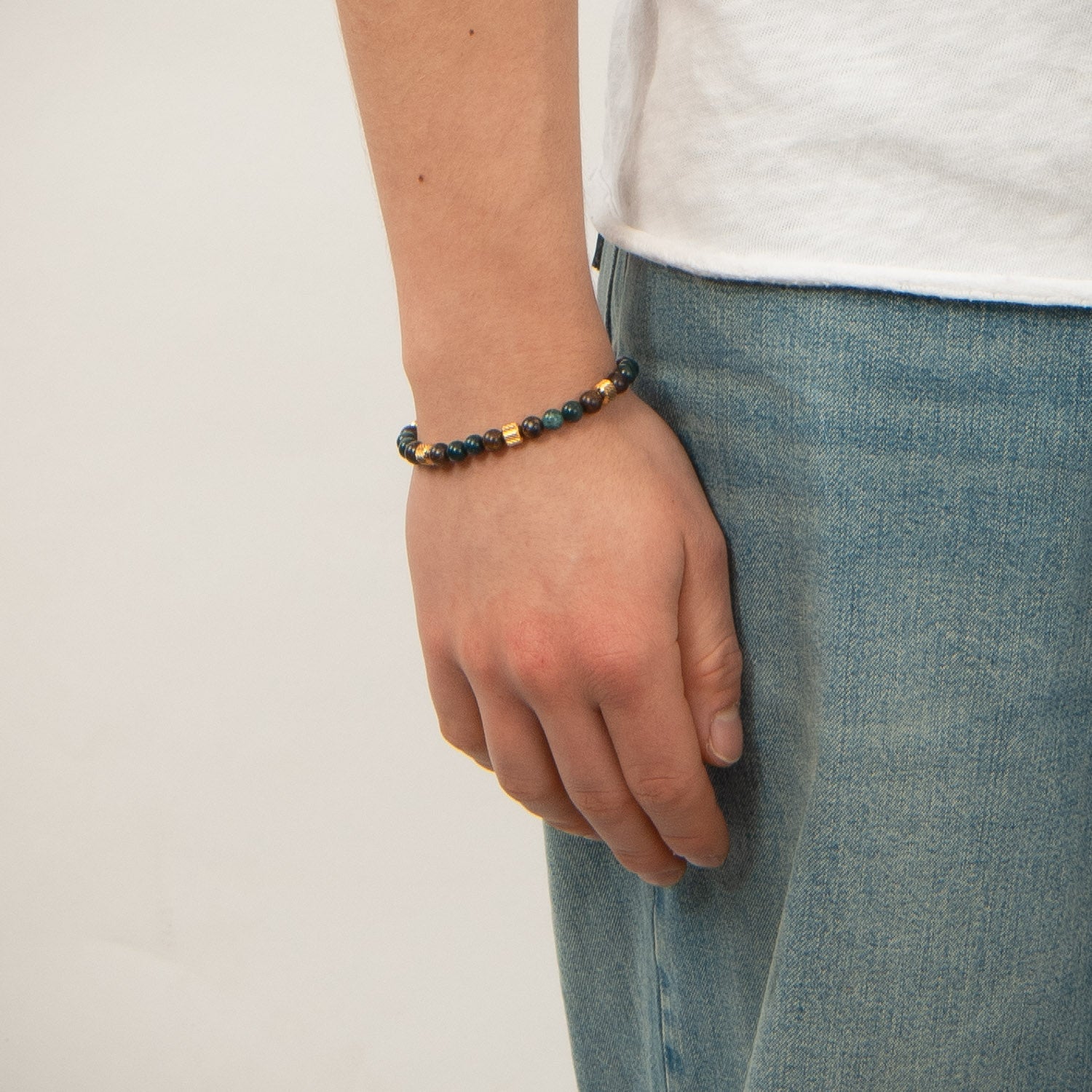 DETAIL237443