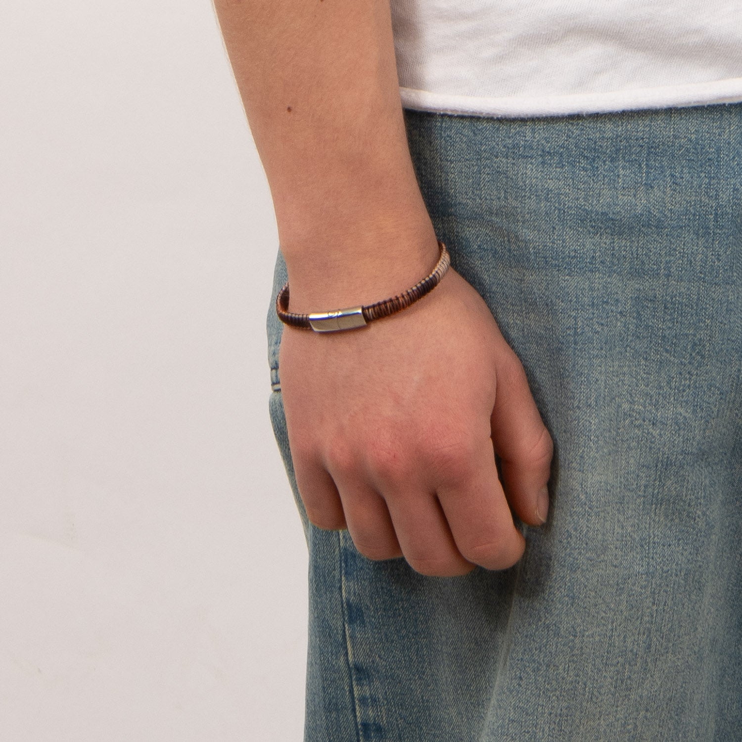 DETAIL237448