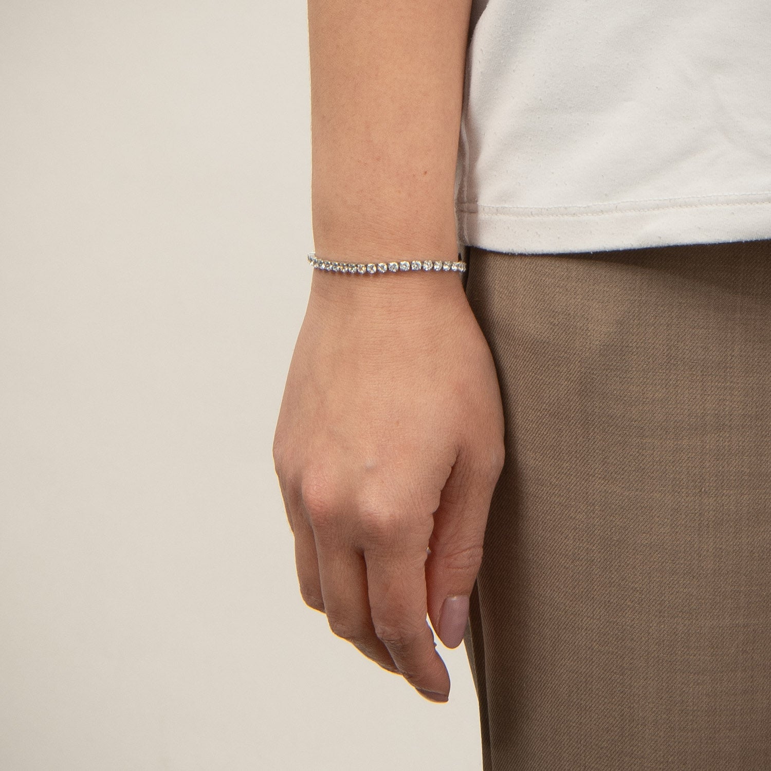 DETAIL238689