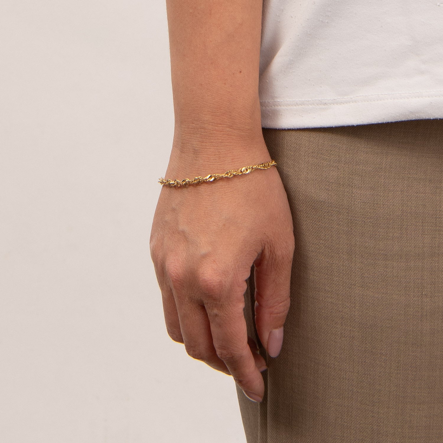 DETAIL246887