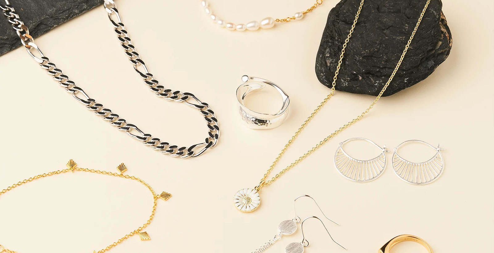 Smykker - Smukke smykker til kvinder online FRI FRAGT
