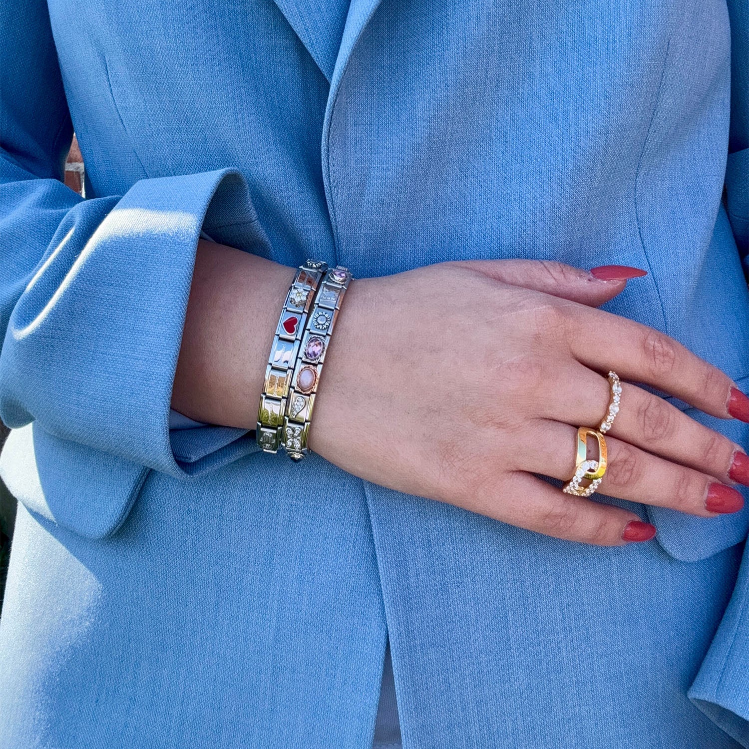 DETAIL245357