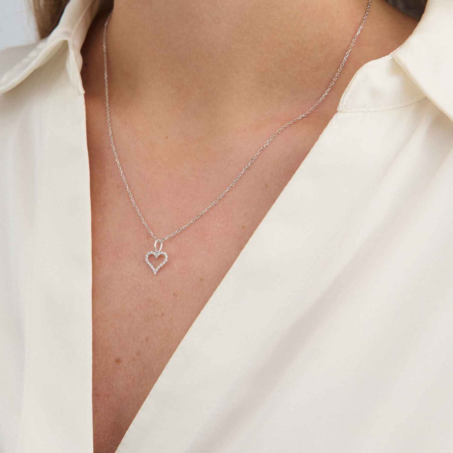 DETAIL256767