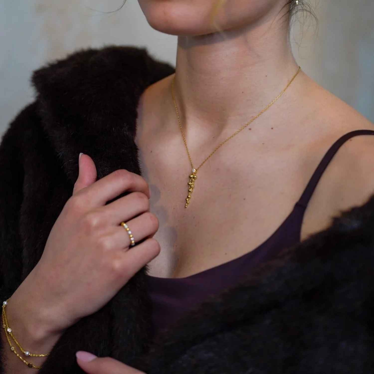 DETAIL258736