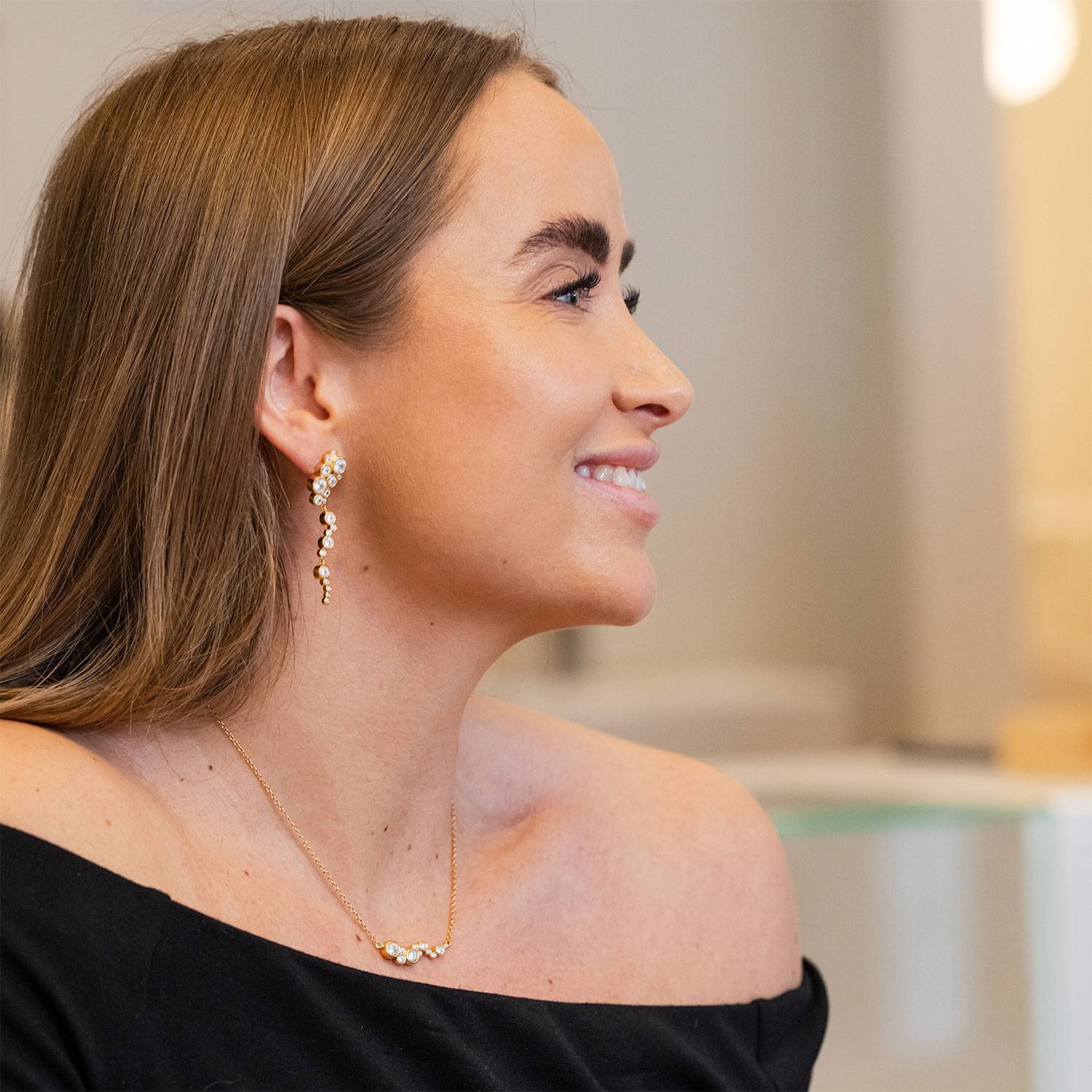 View Jewellery - Grande Tessie øreringe, zirkonia - Forgyldt sølv