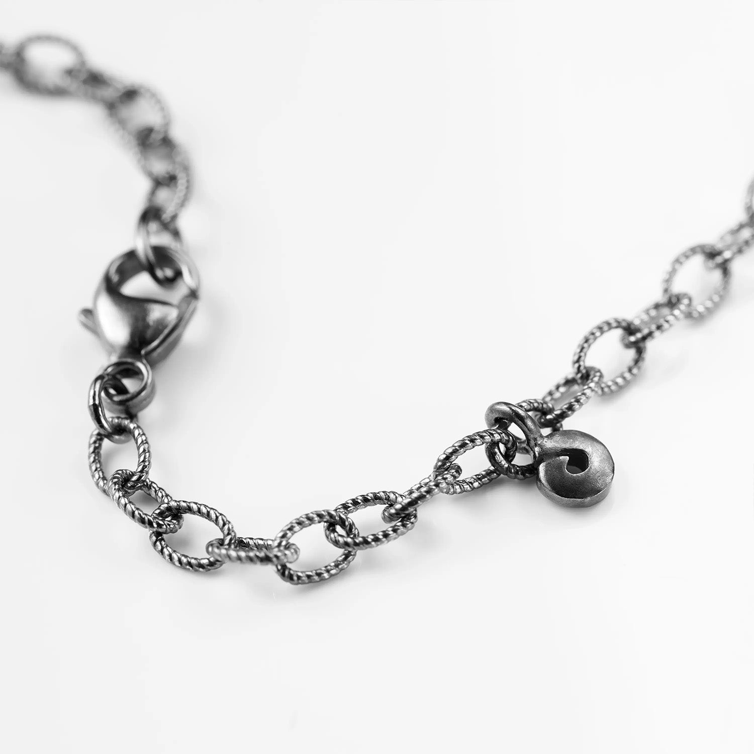 DETAIL238555