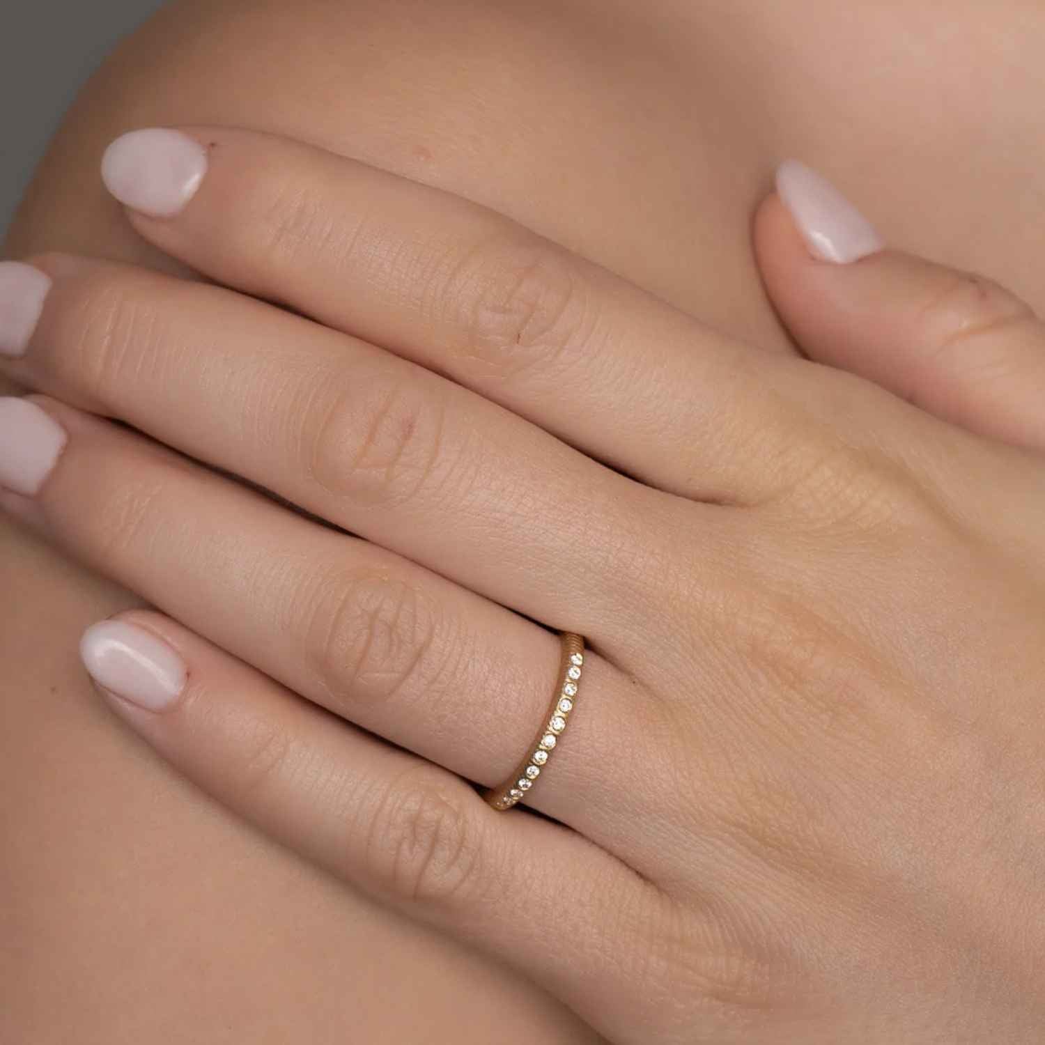DETAIL256409