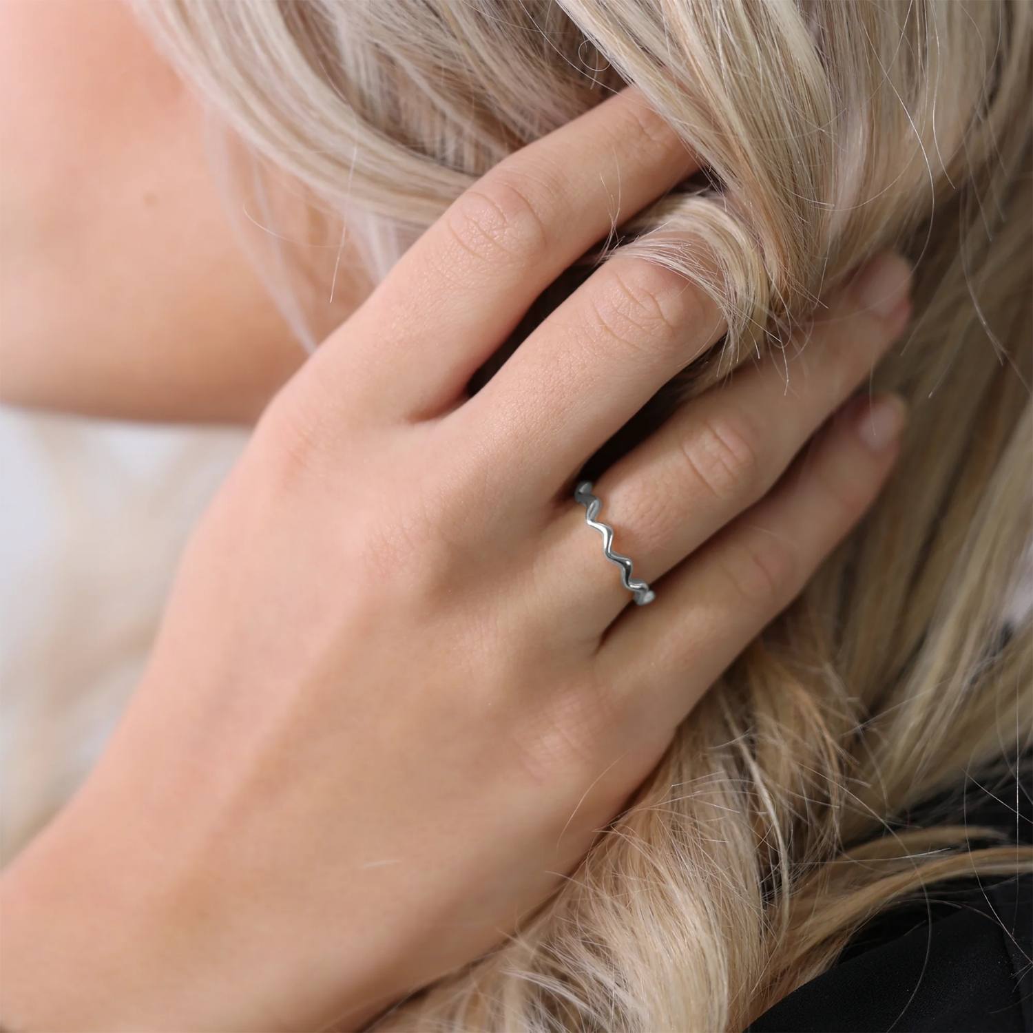DETAIL255738