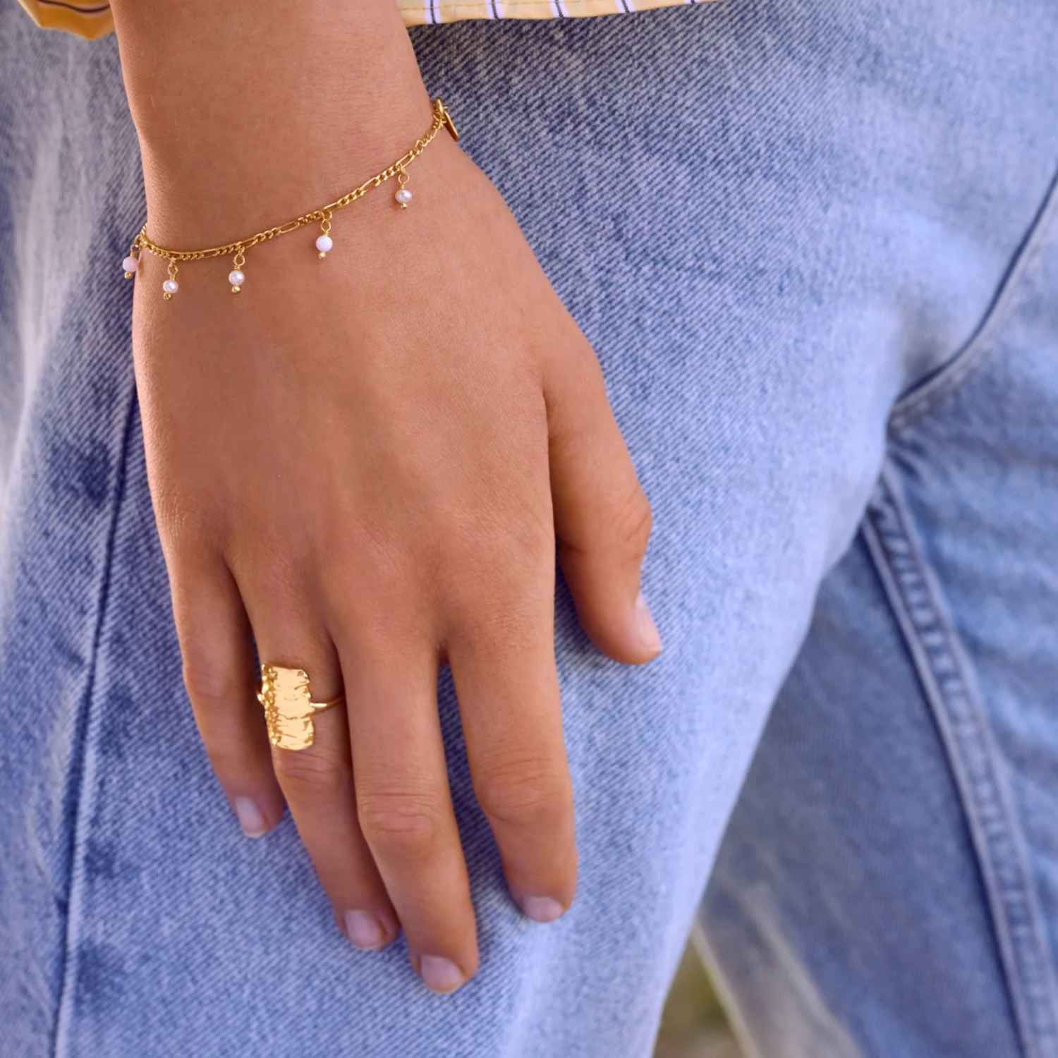 DETAIL256635