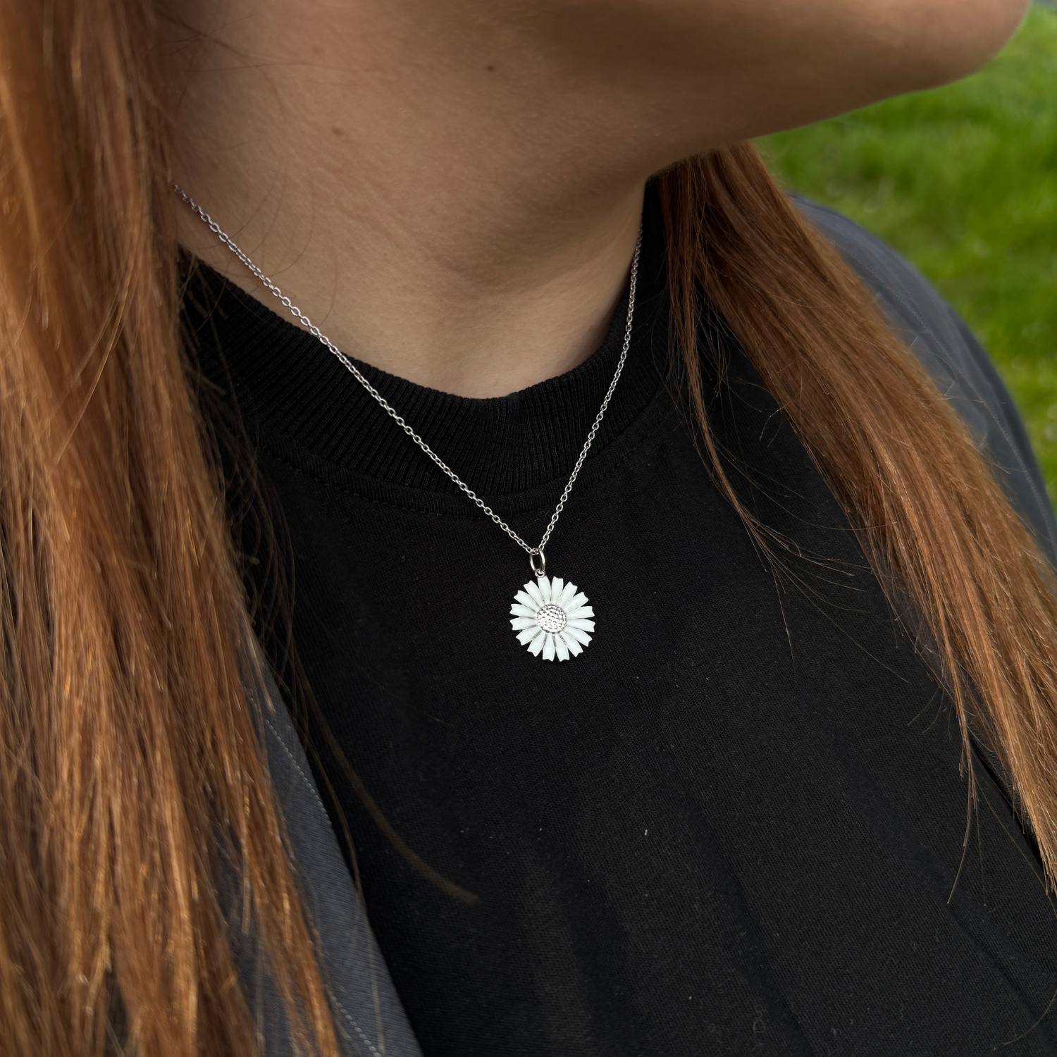 DETAIL242893