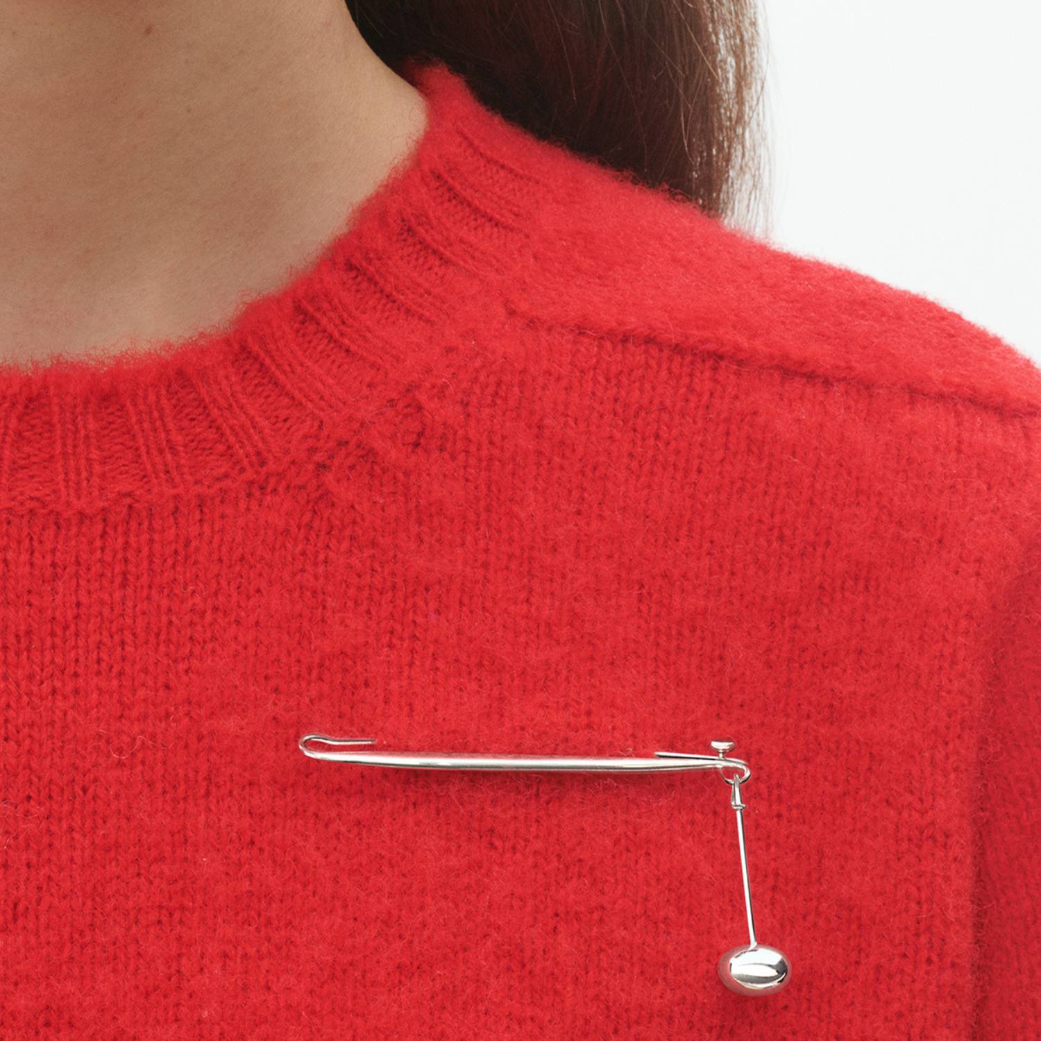 DETAIL243837