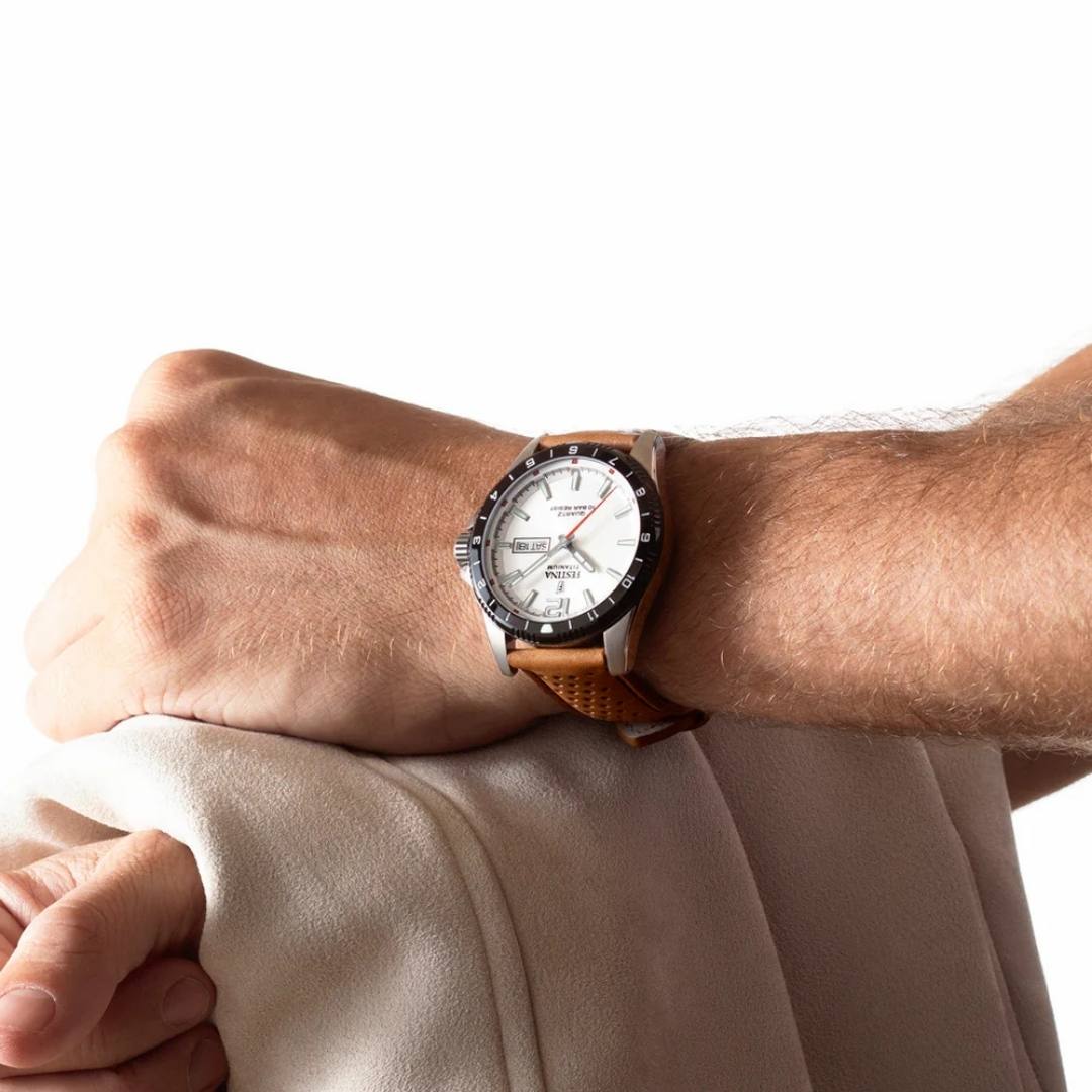 DETAIL245712