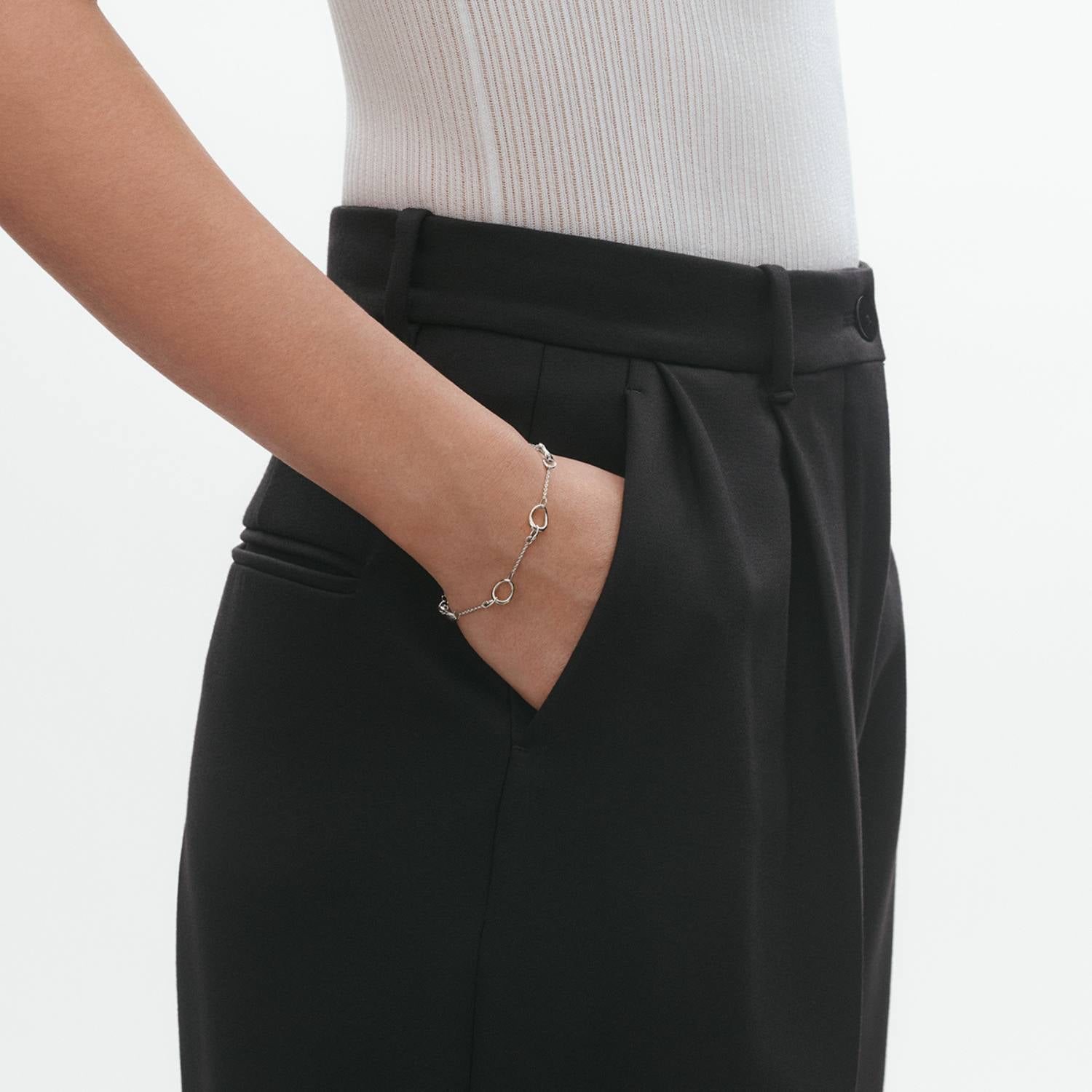 DETAIL243866