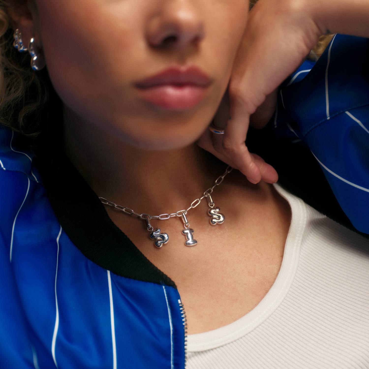 DETAIL248409