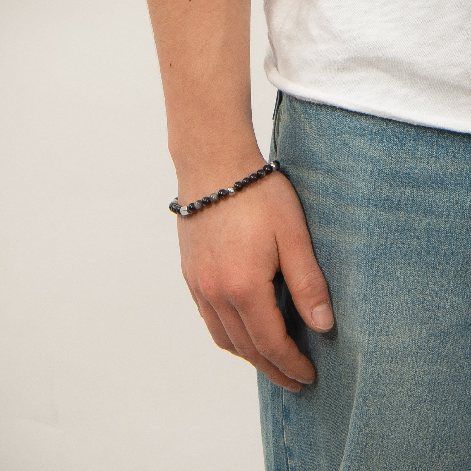 DETAIL237480