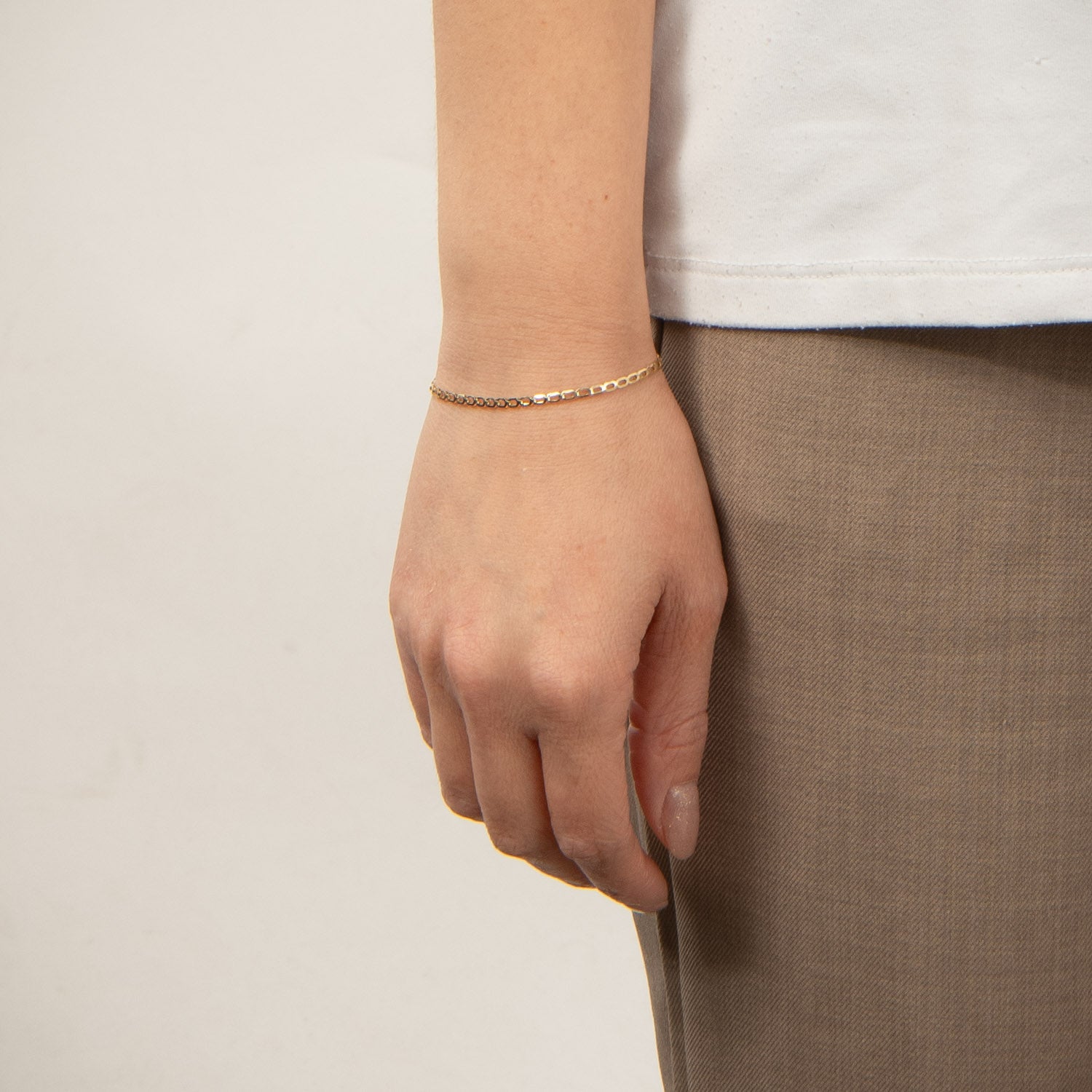 DETAIL236295