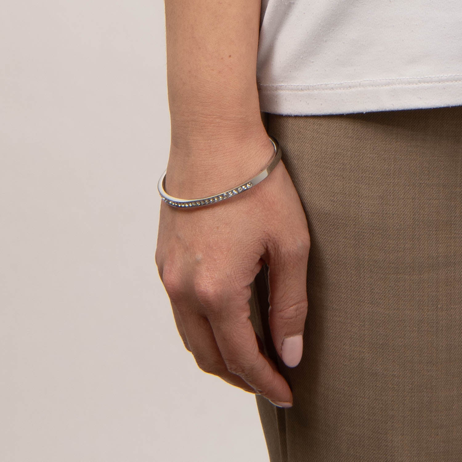 DETAIL239890