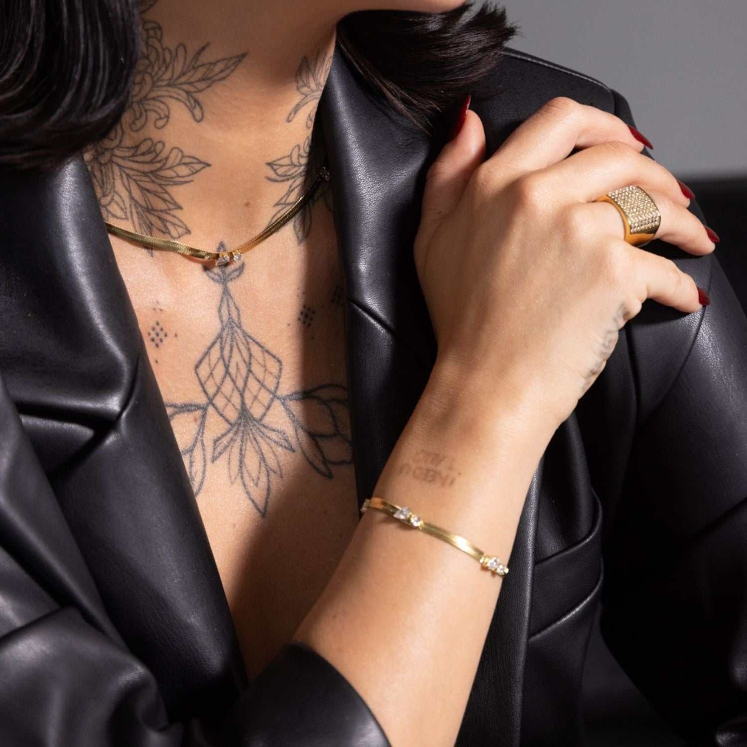 DETAIL239913