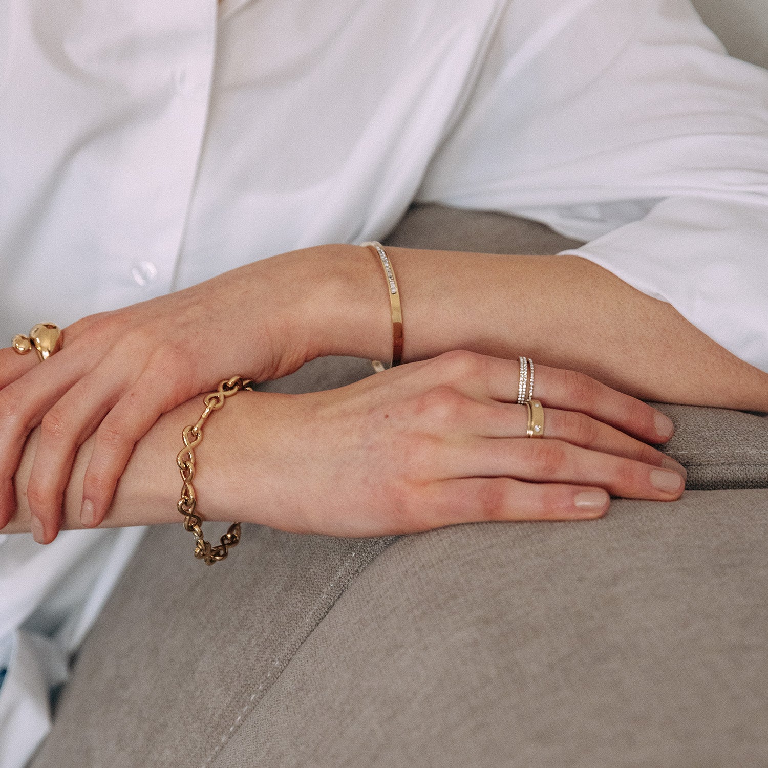 DETAIL243375
