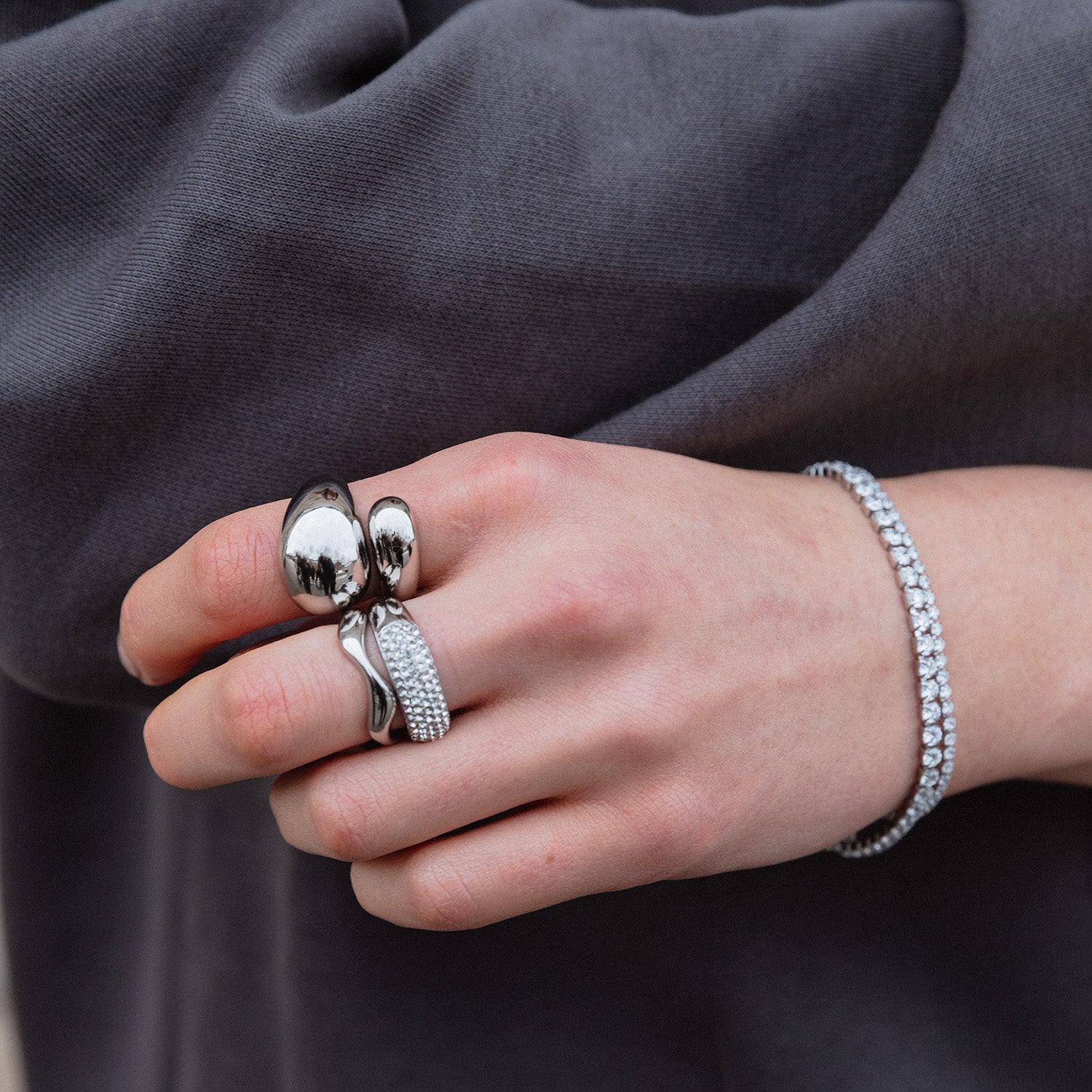 DETAIL243396