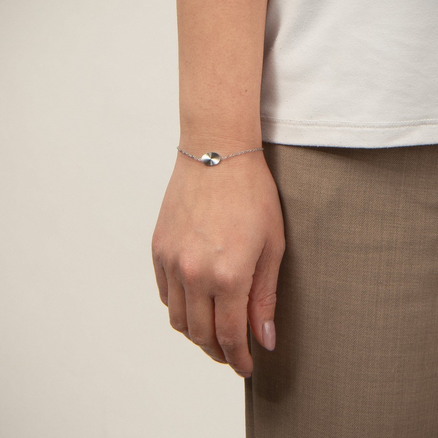 DETAIL238481
