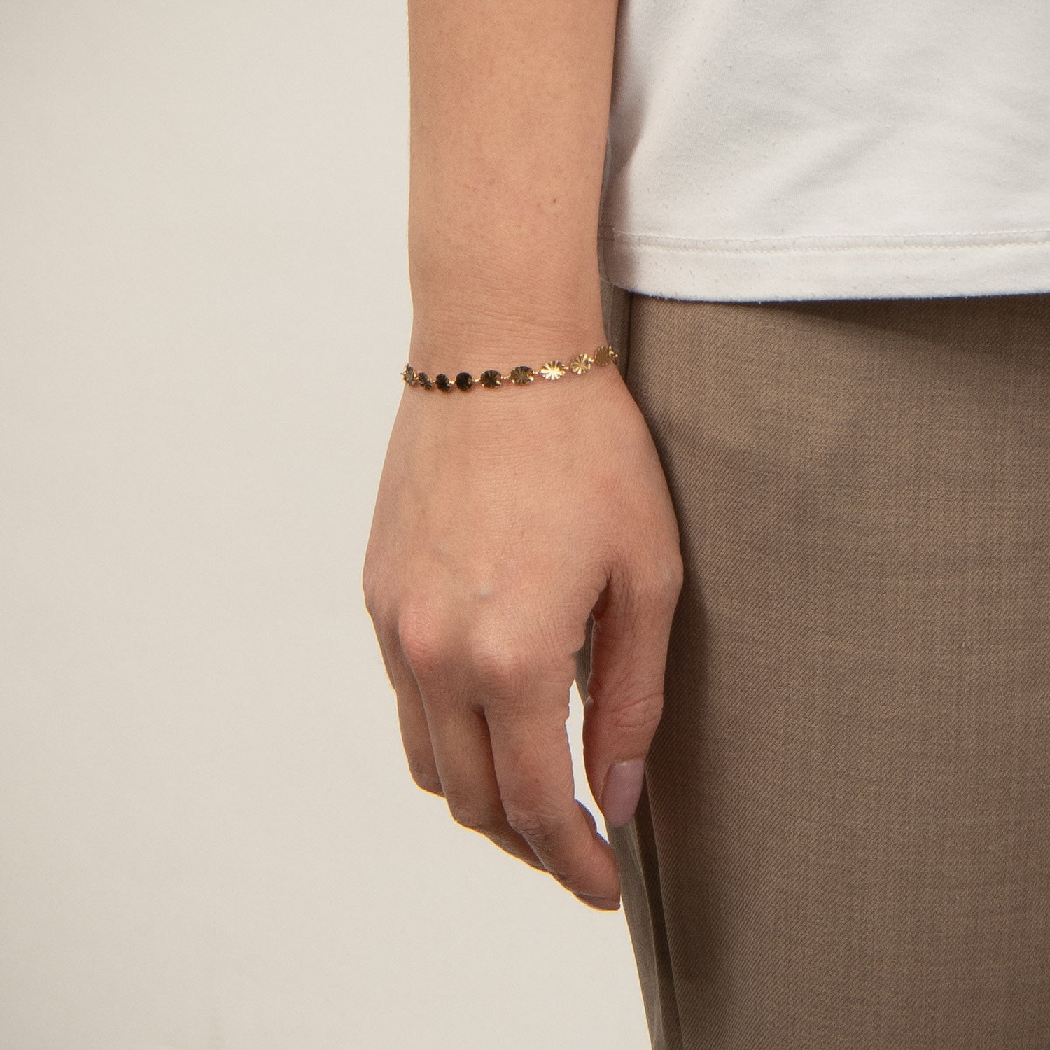 DETAIL238658