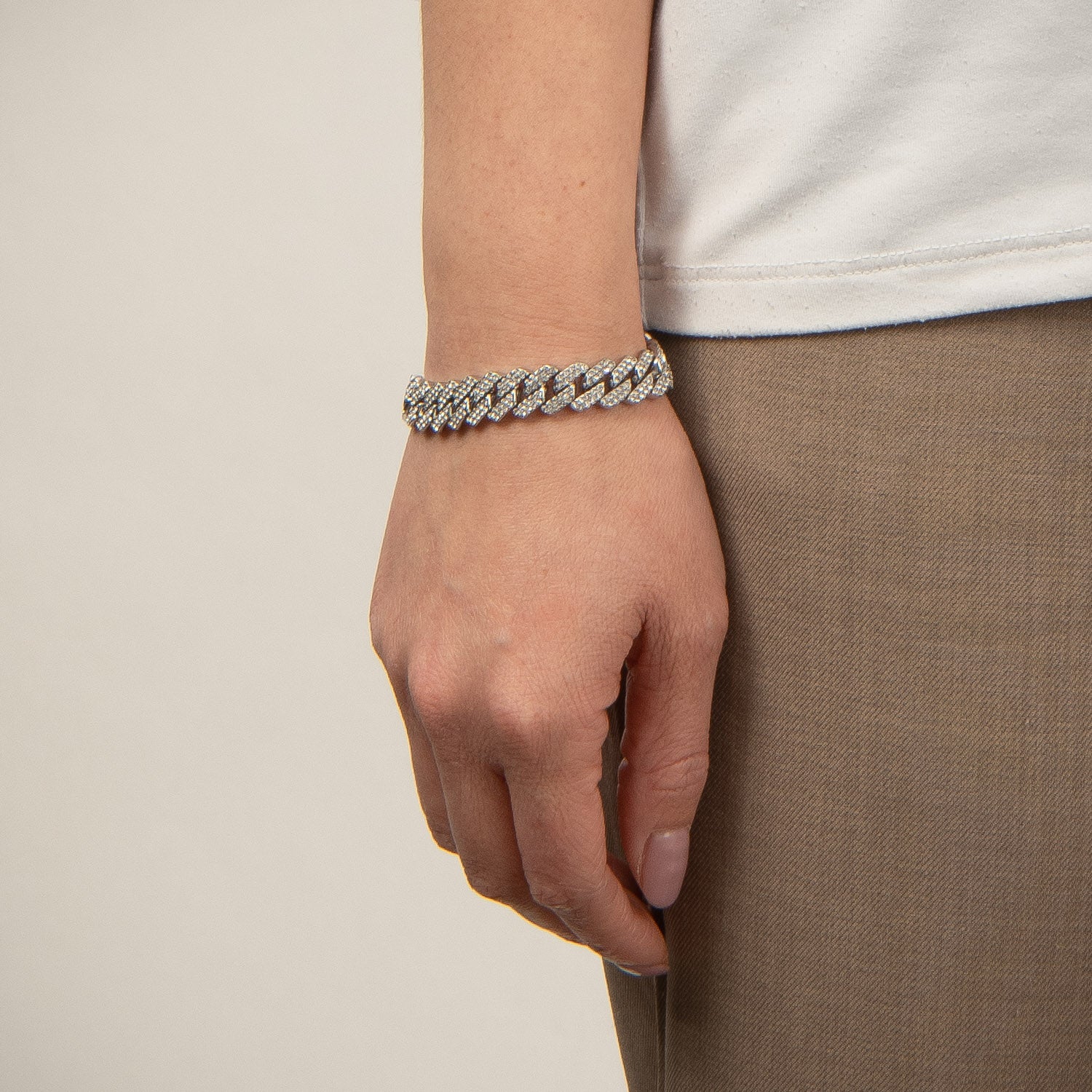 DETAIL238950