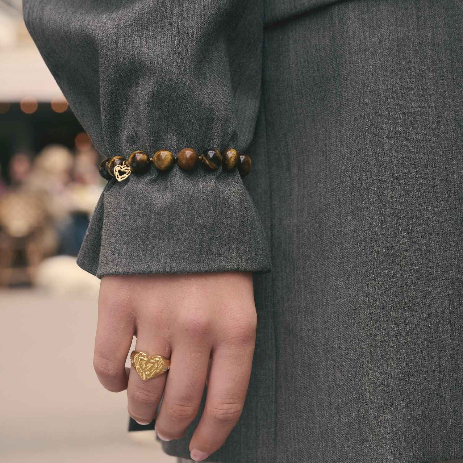 DETAIL252444
