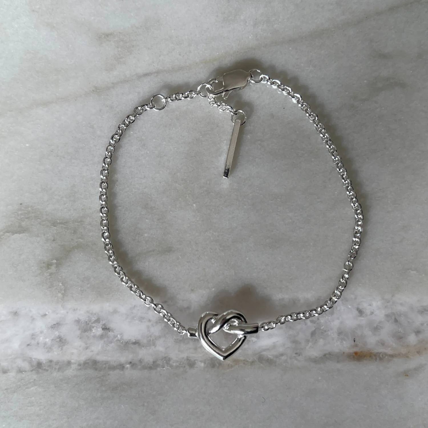 DETAIL243555