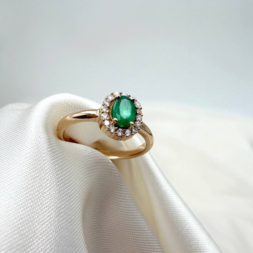 DETAIL246735