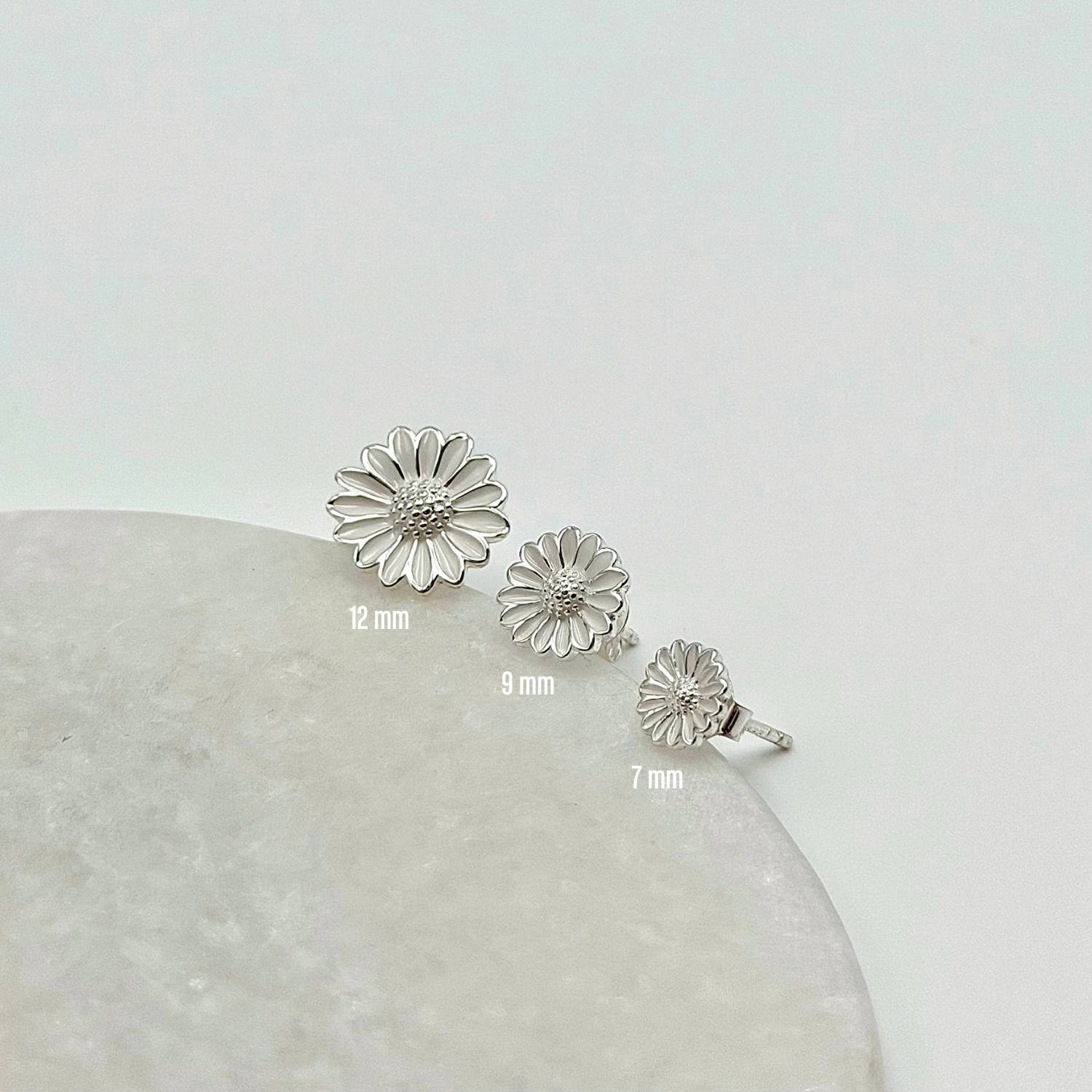 DETAIL242943