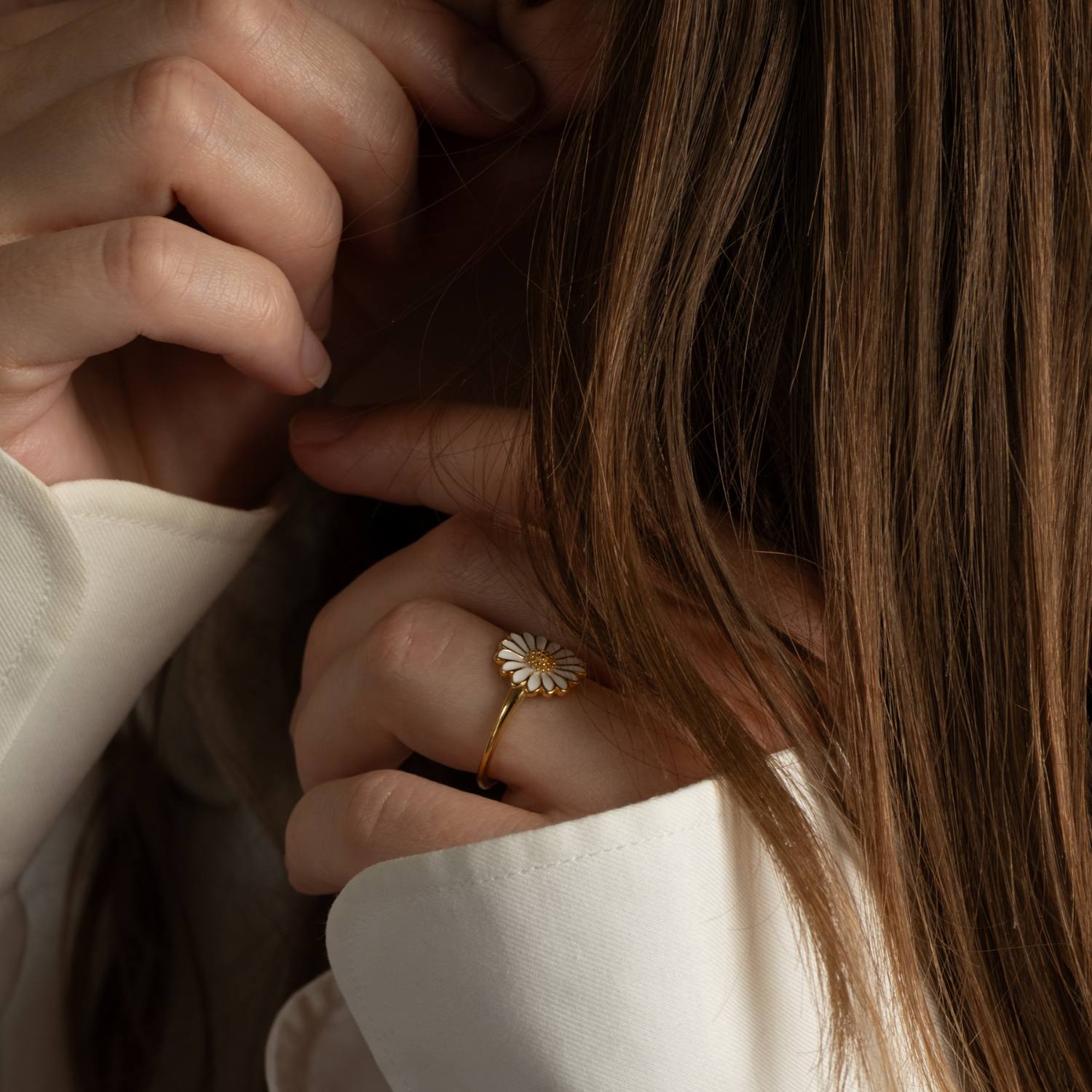 DETAIL242588