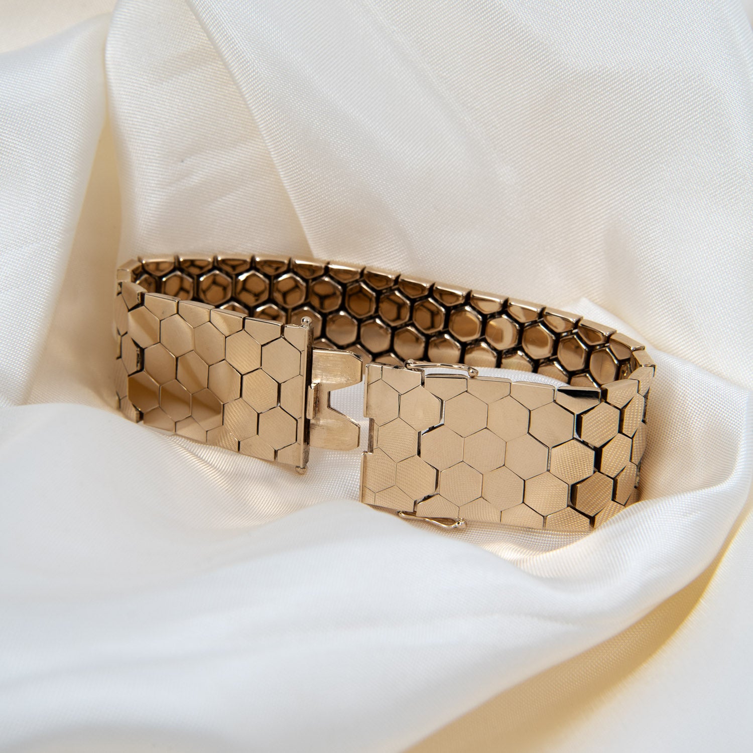 DETAIL246871