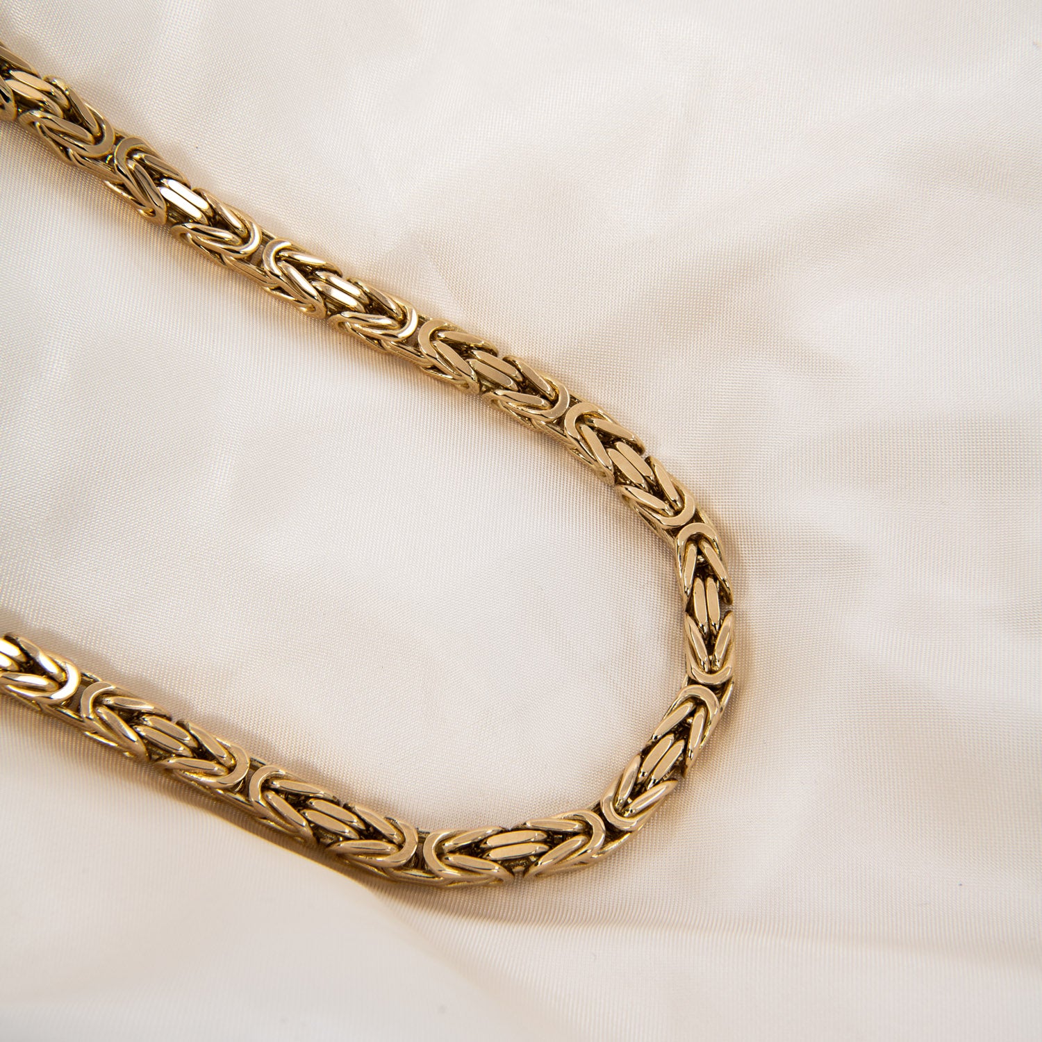 DETAIL246899