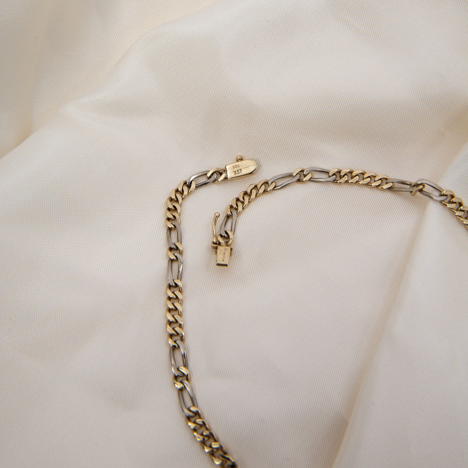 DETAIL246917