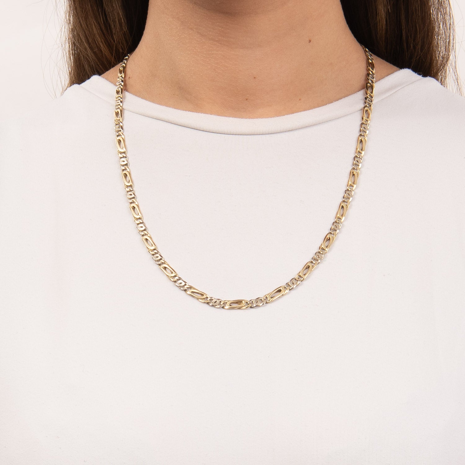 DETAIL246923