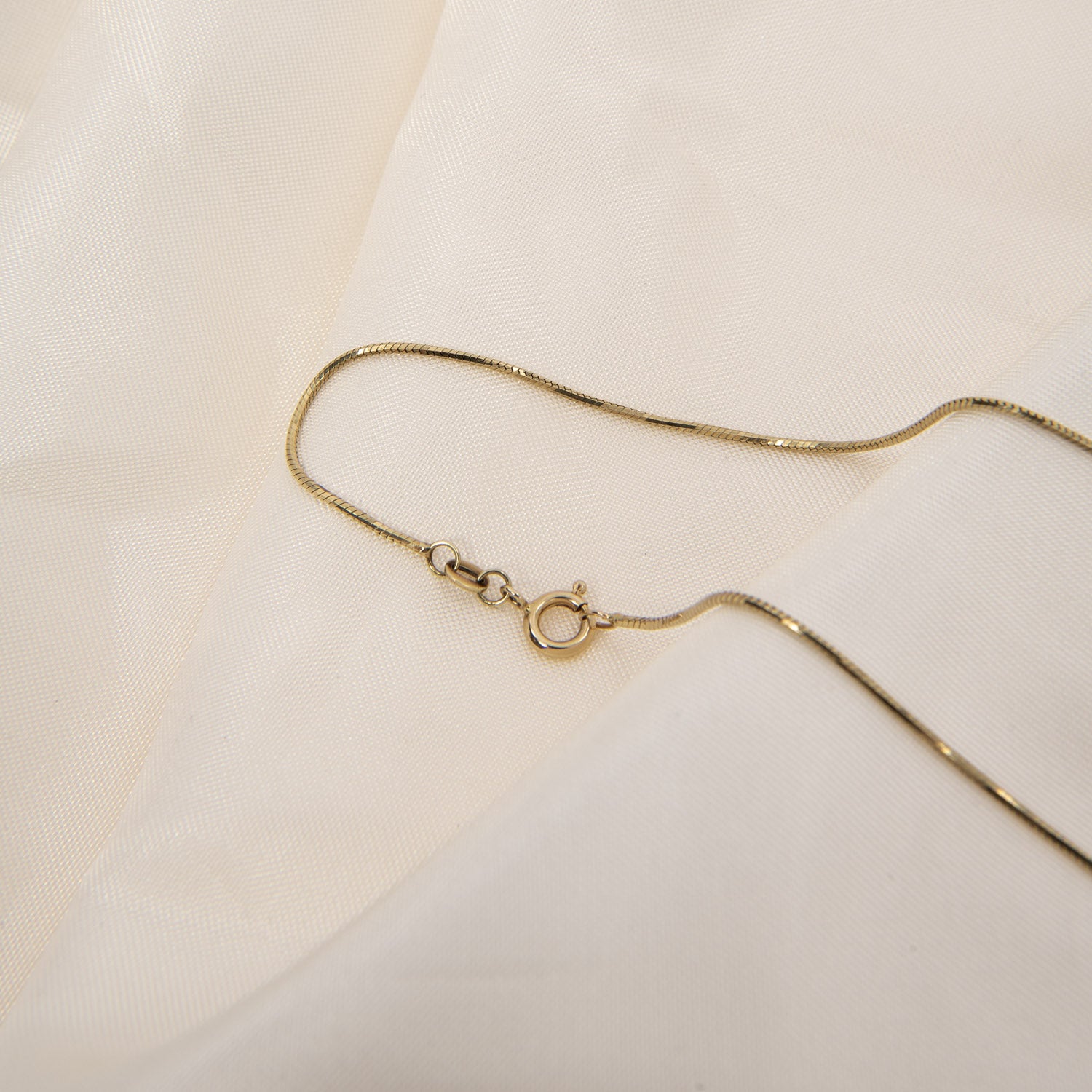 DETAIL246907