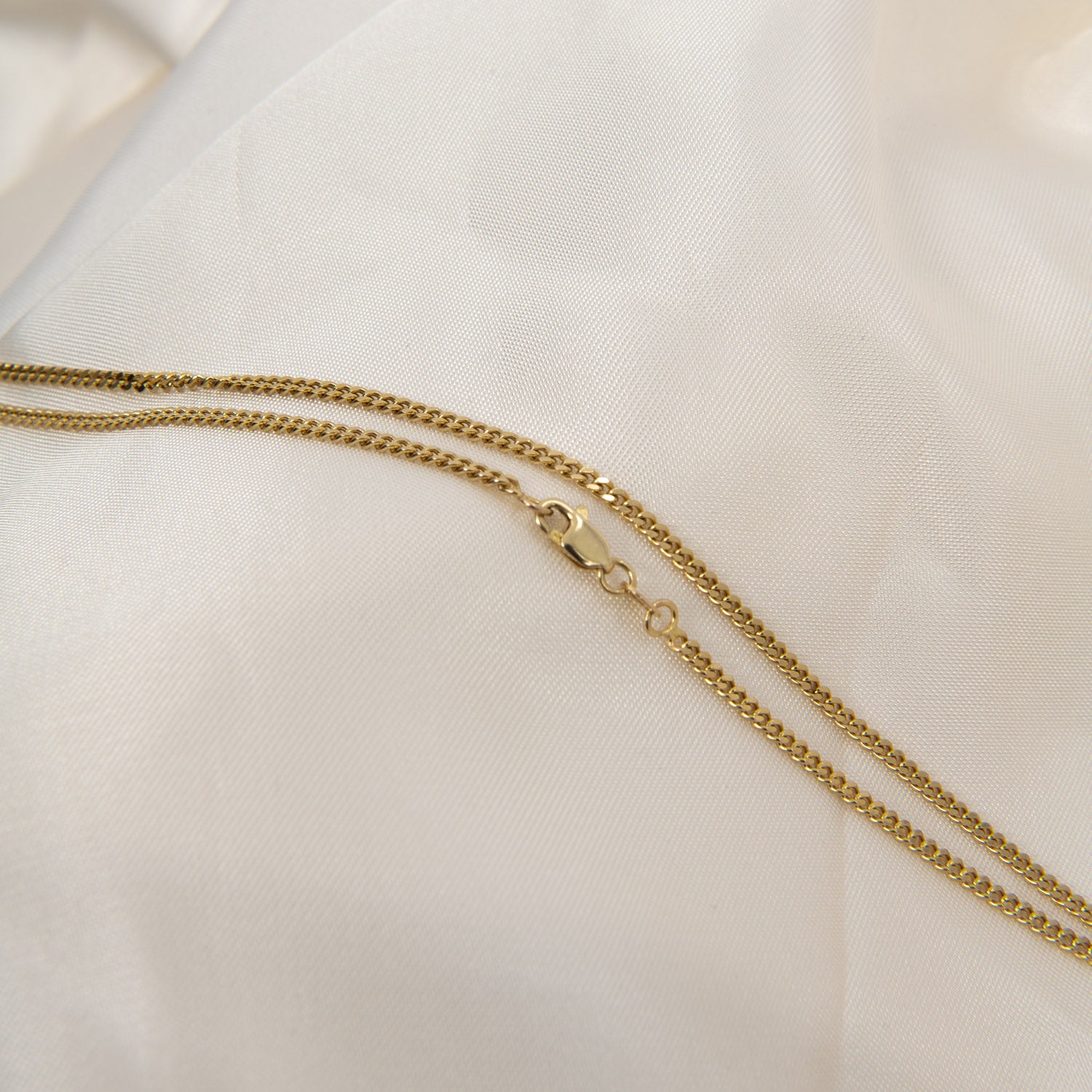 DETAIL246977
