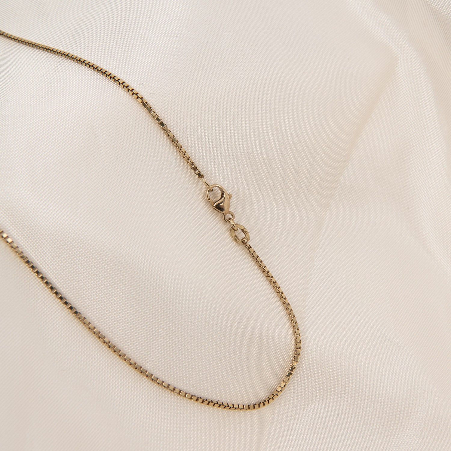 DETAIL247041