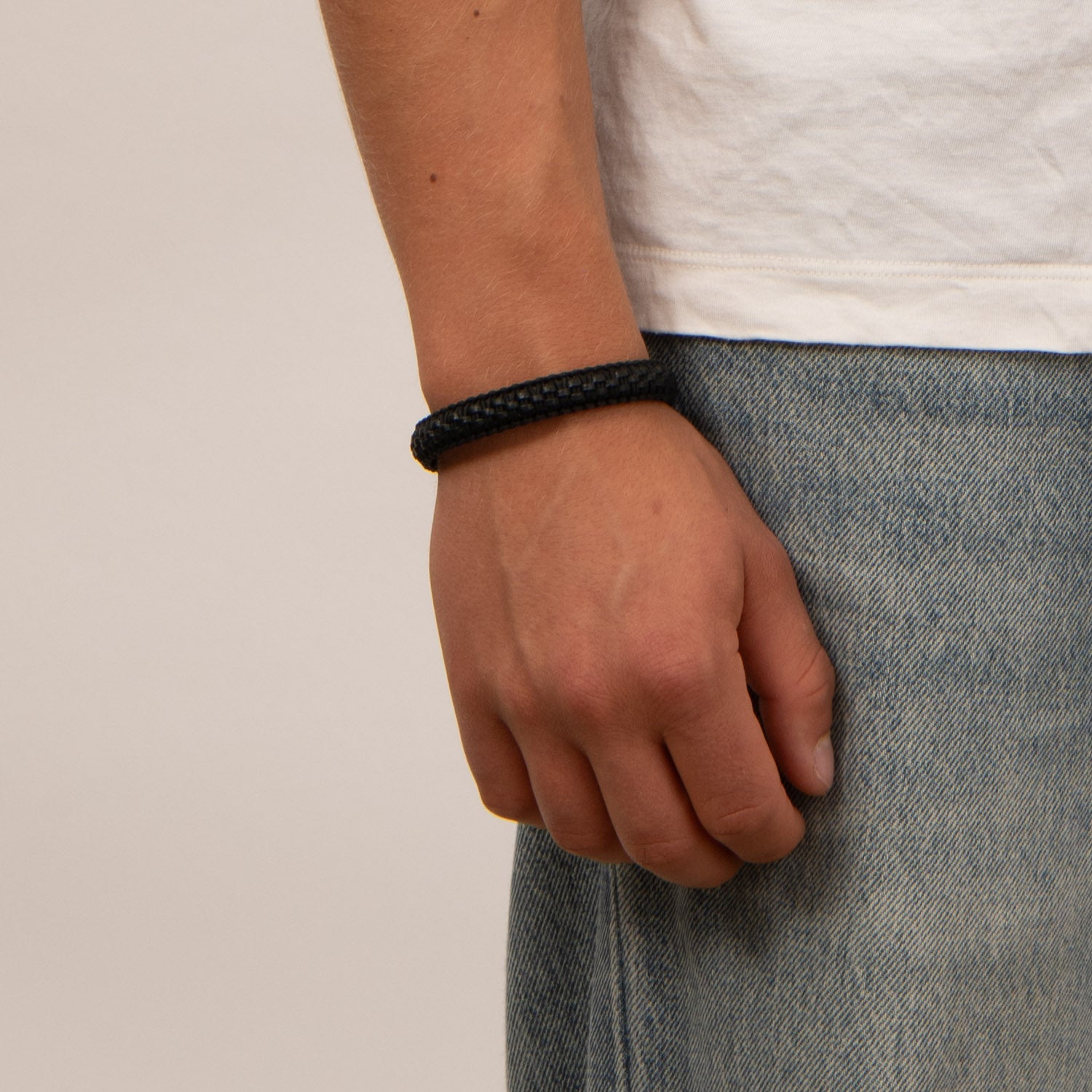 DETAIL255439