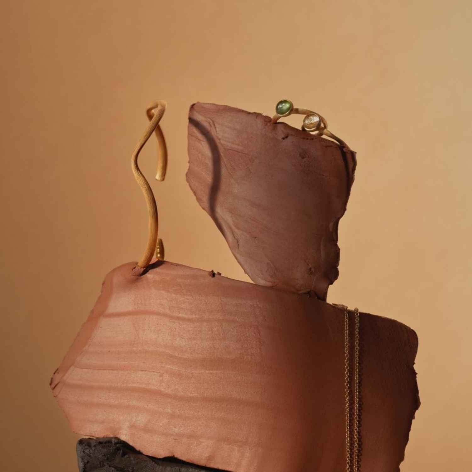 DETAIL256798