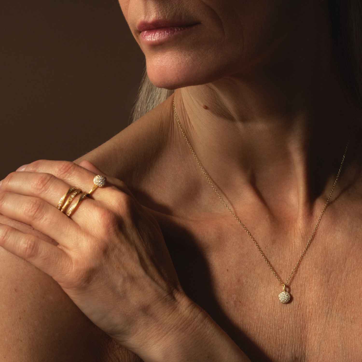 DETAIL256804