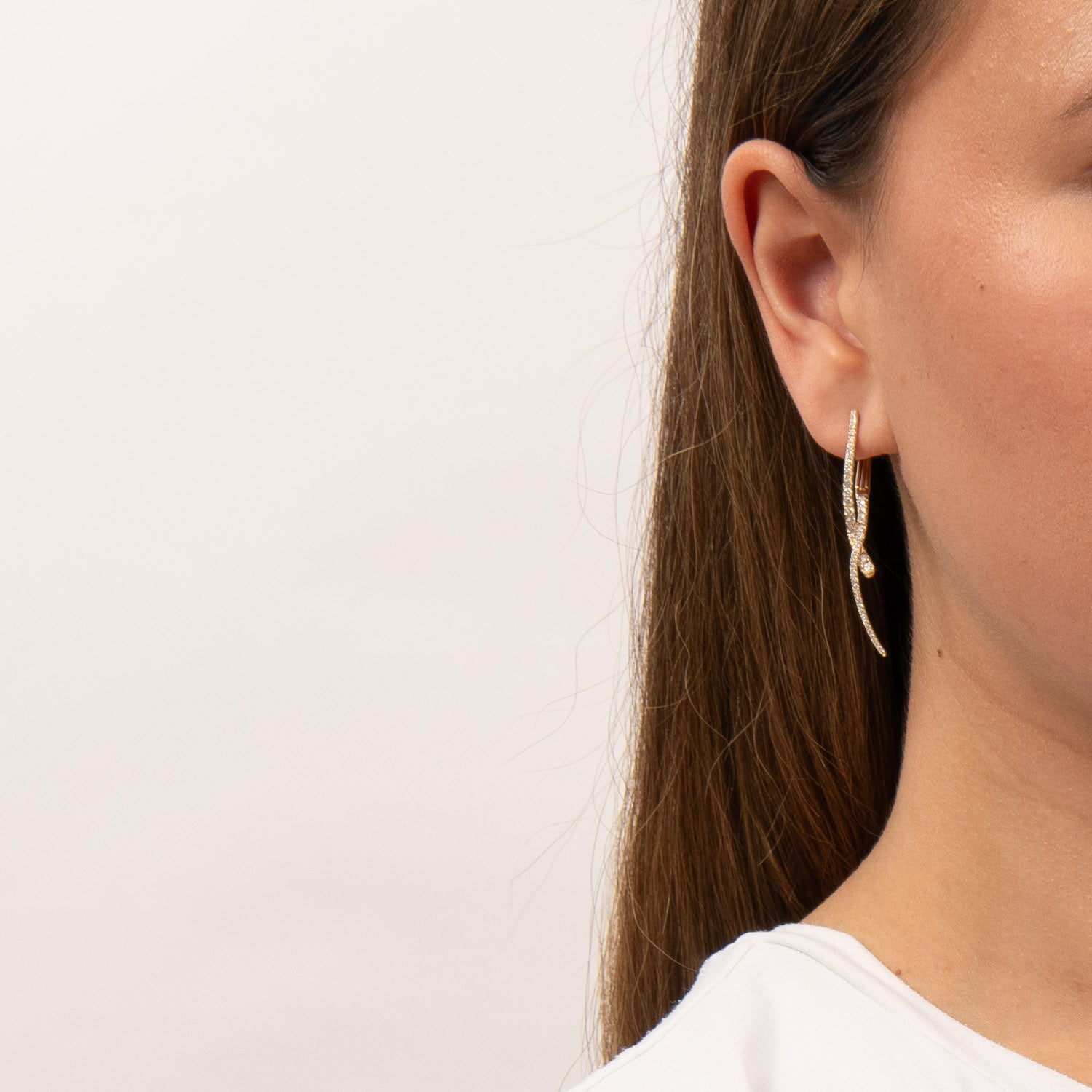 DETAIL256352