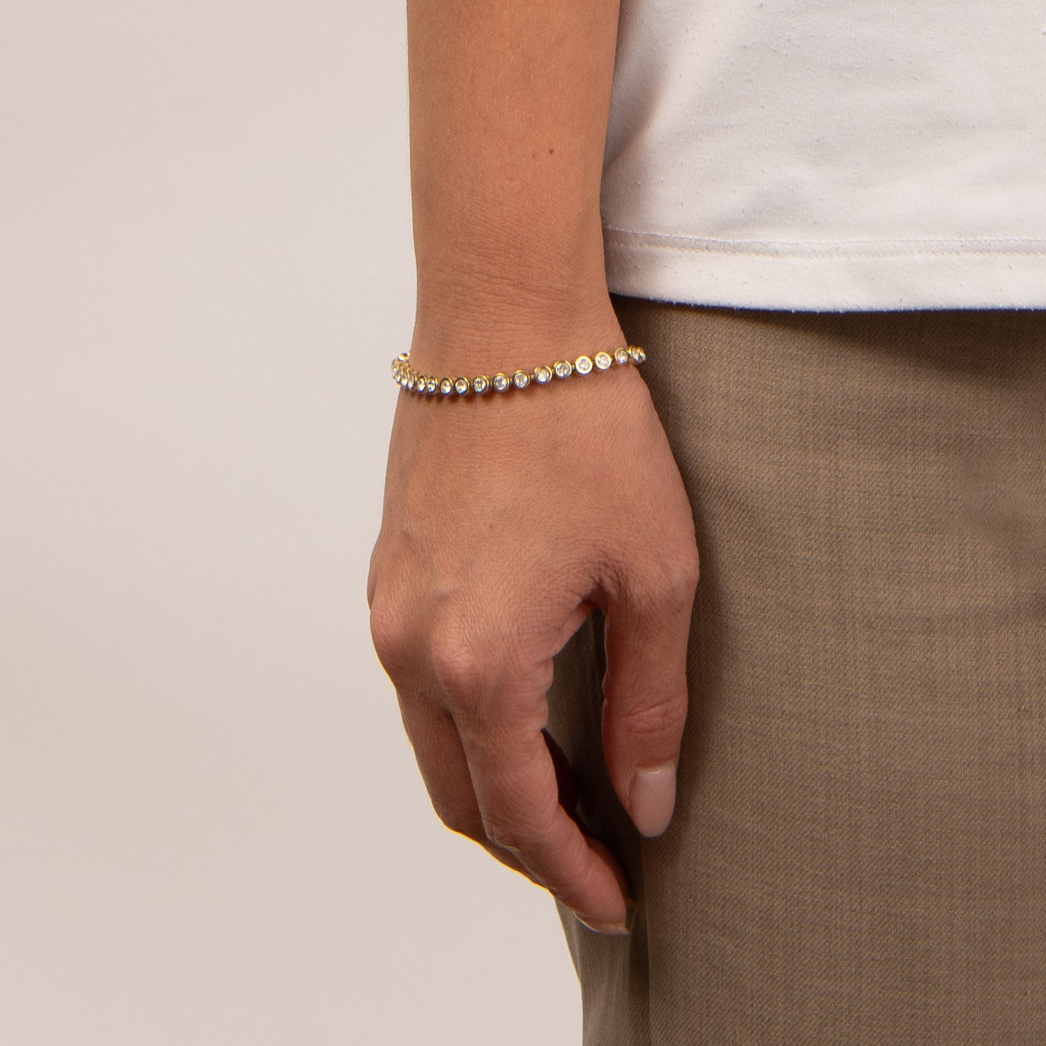 DETAIL256730