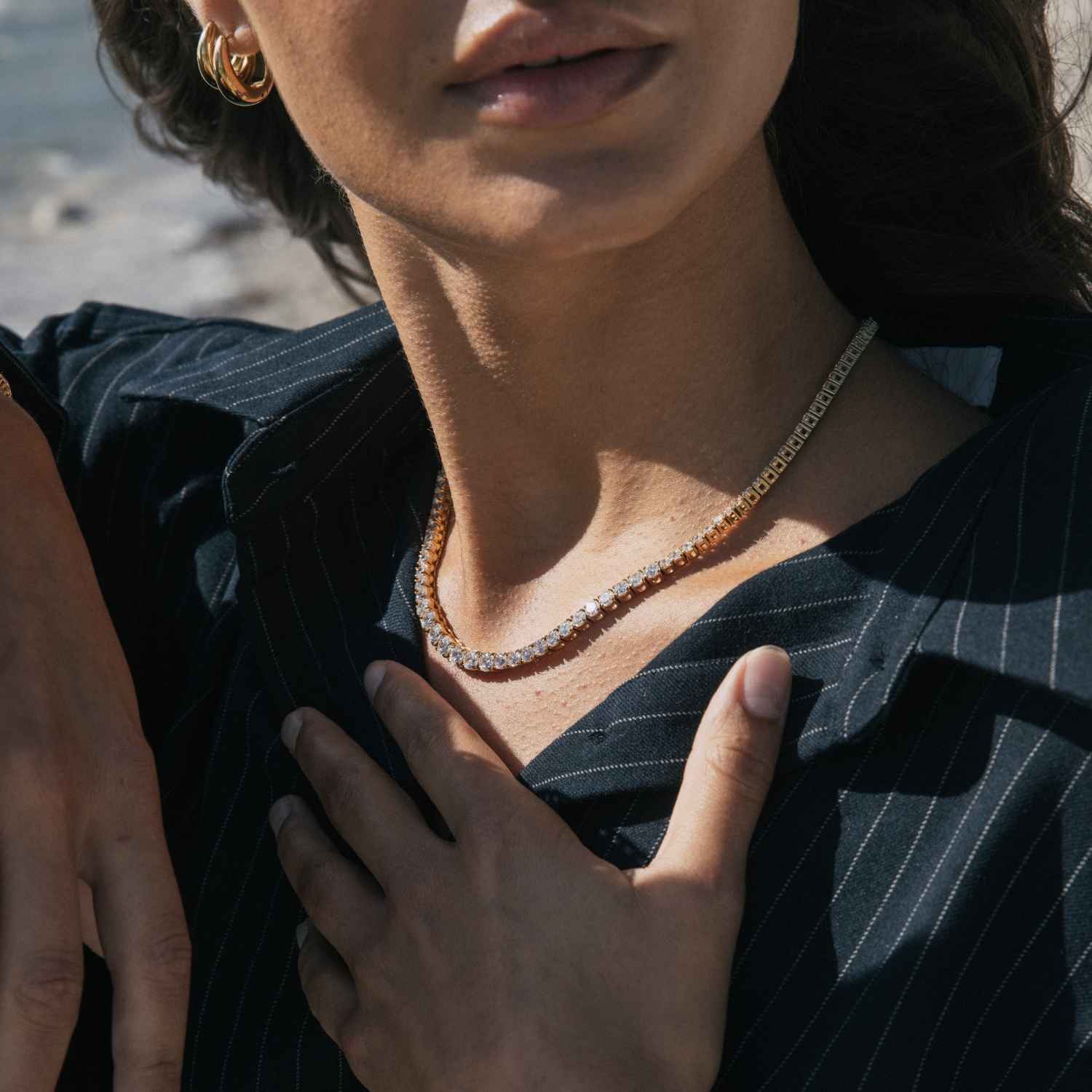 DETAIL254182