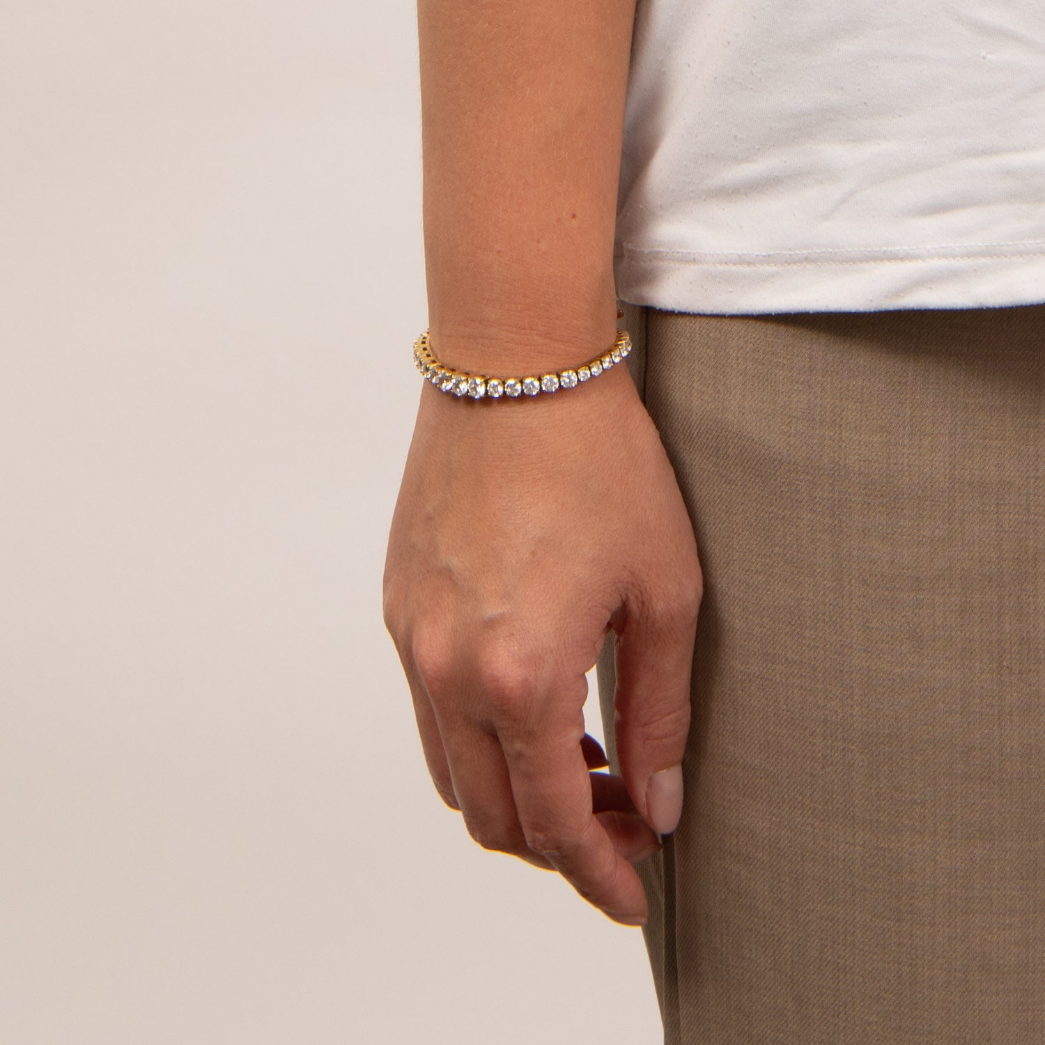 DETAIL254040