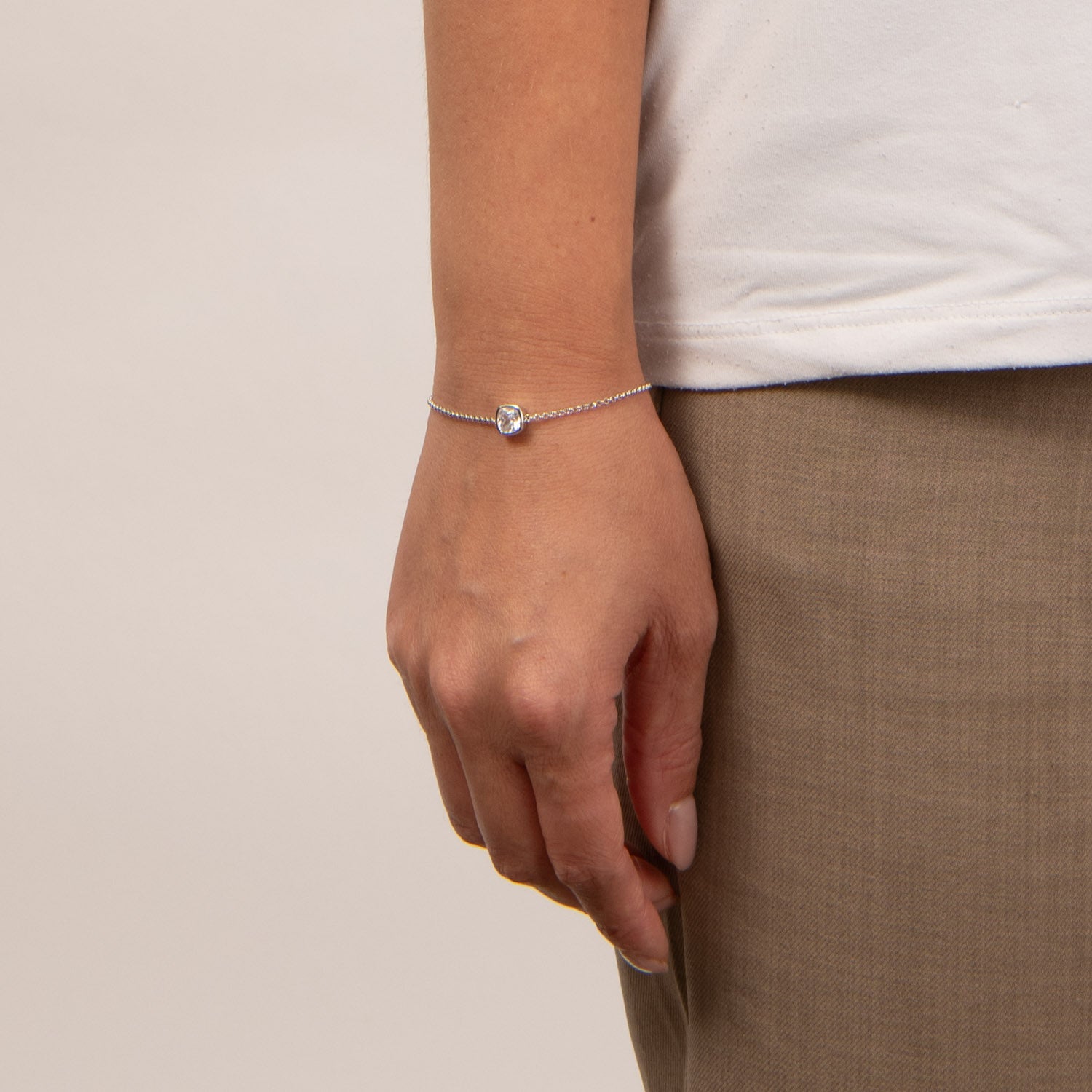 DETAIL253240