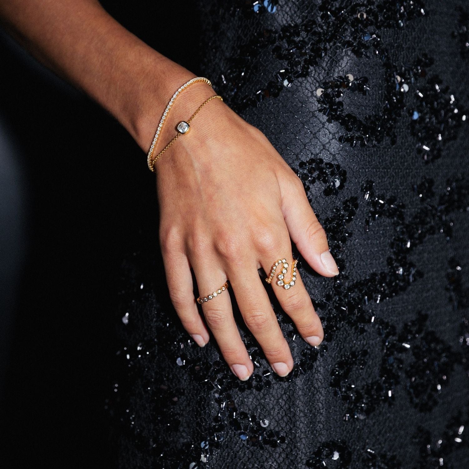 DETAIL253482