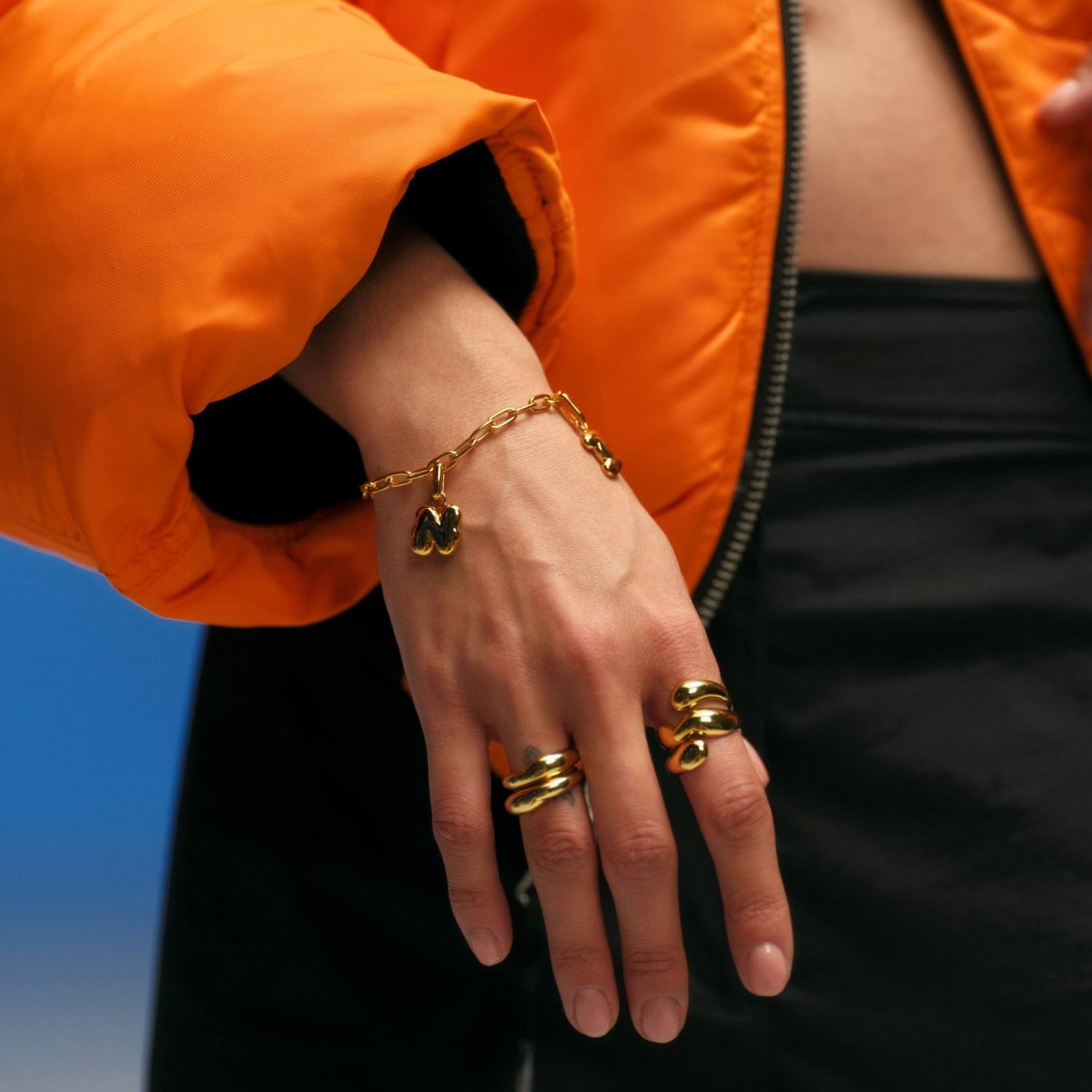 DETAIL244071